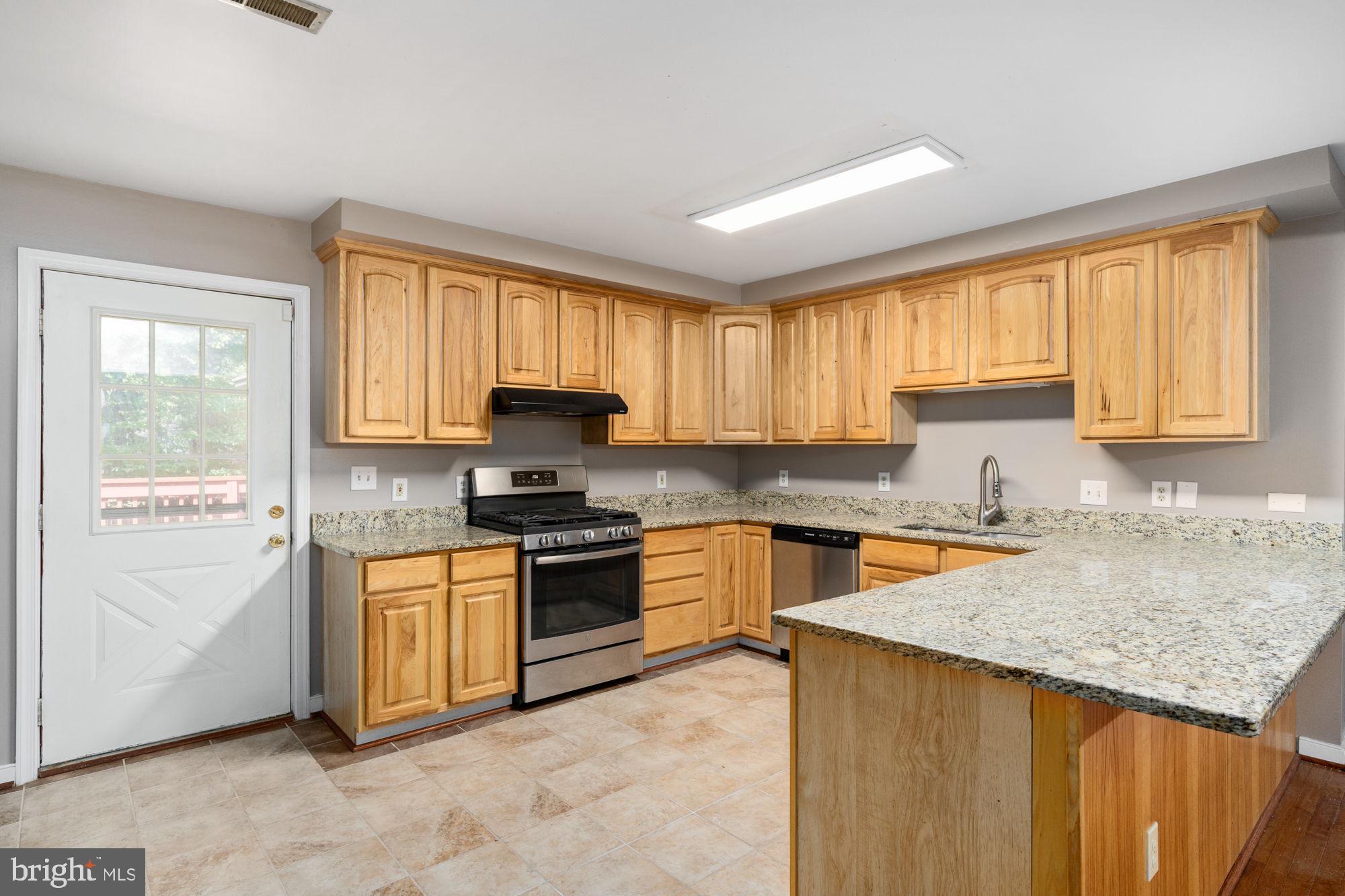 WINDWOOD COVES - Residential