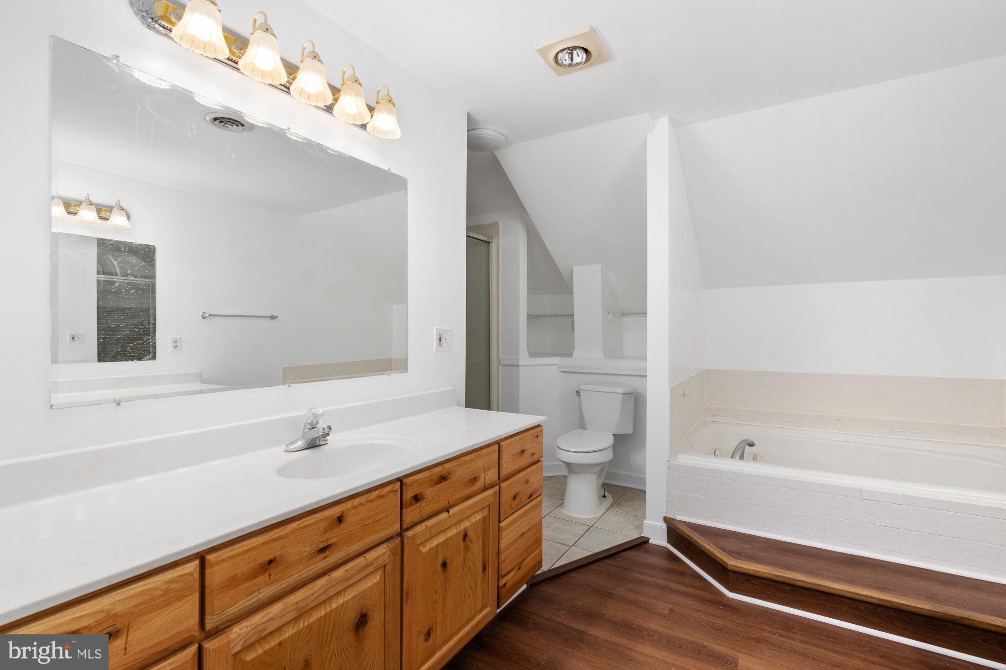 WINDWOOD COVES - Residential