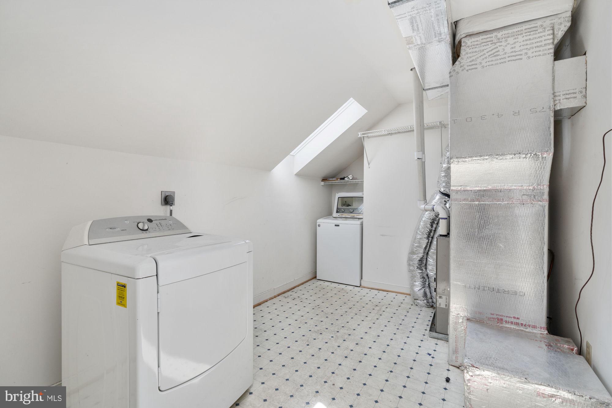 WINDWOOD COVES - Residential