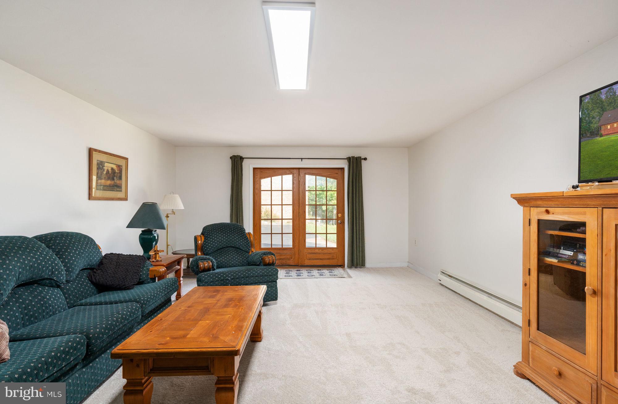 WINDWOOD COVES - Residential