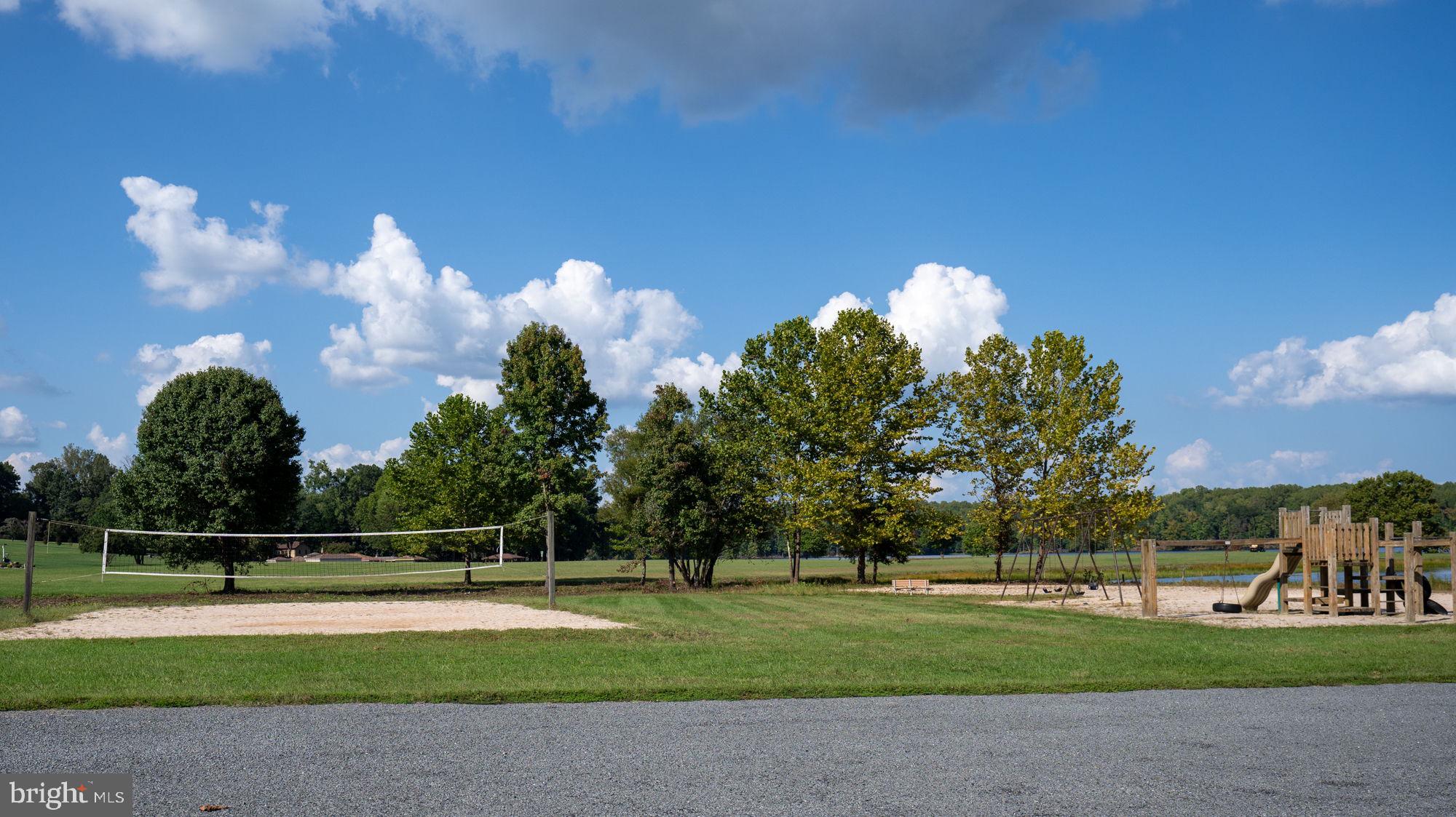 WINDWOOD COVES - Residential