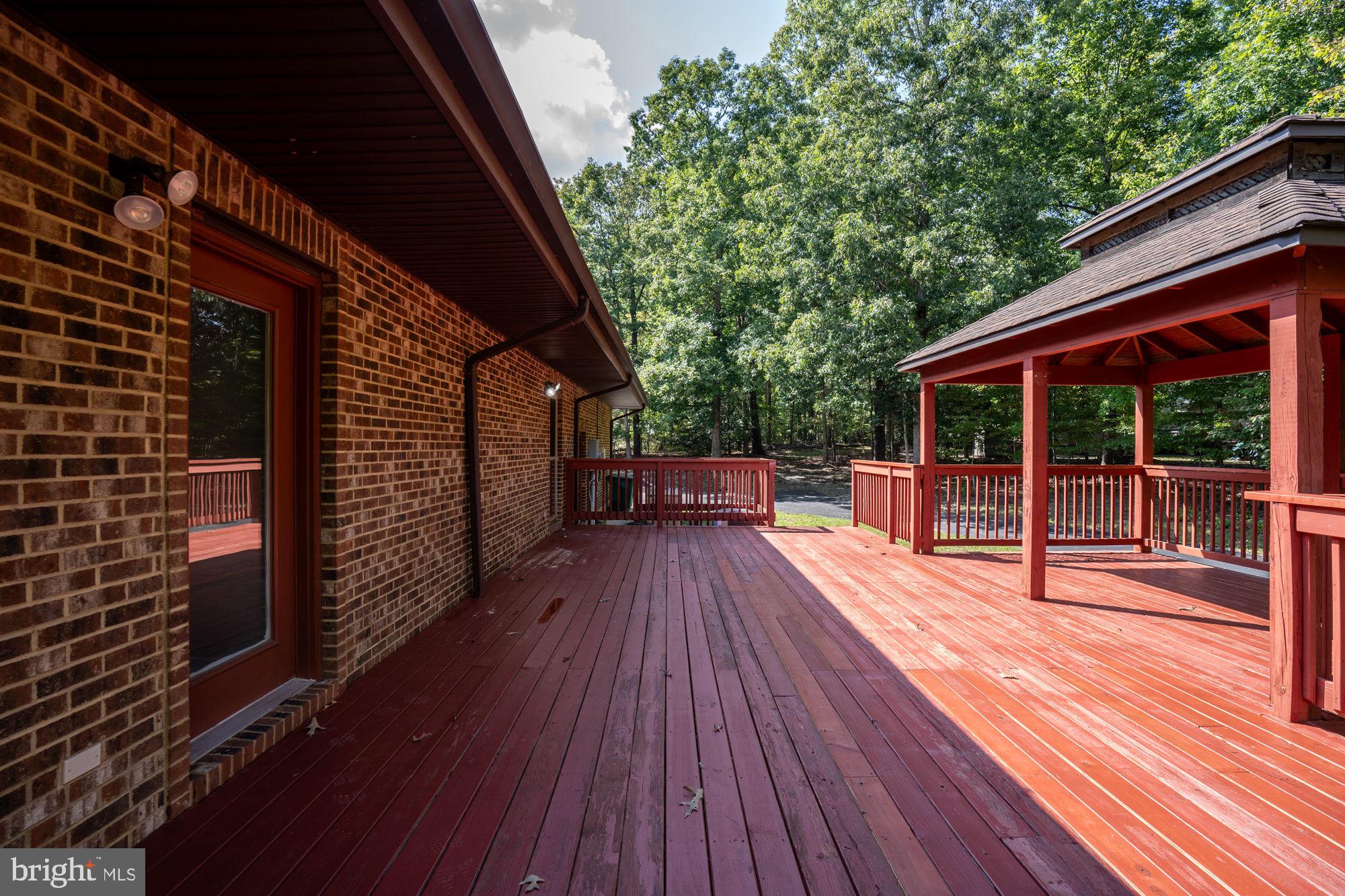 WINDWOOD COVES - Residential