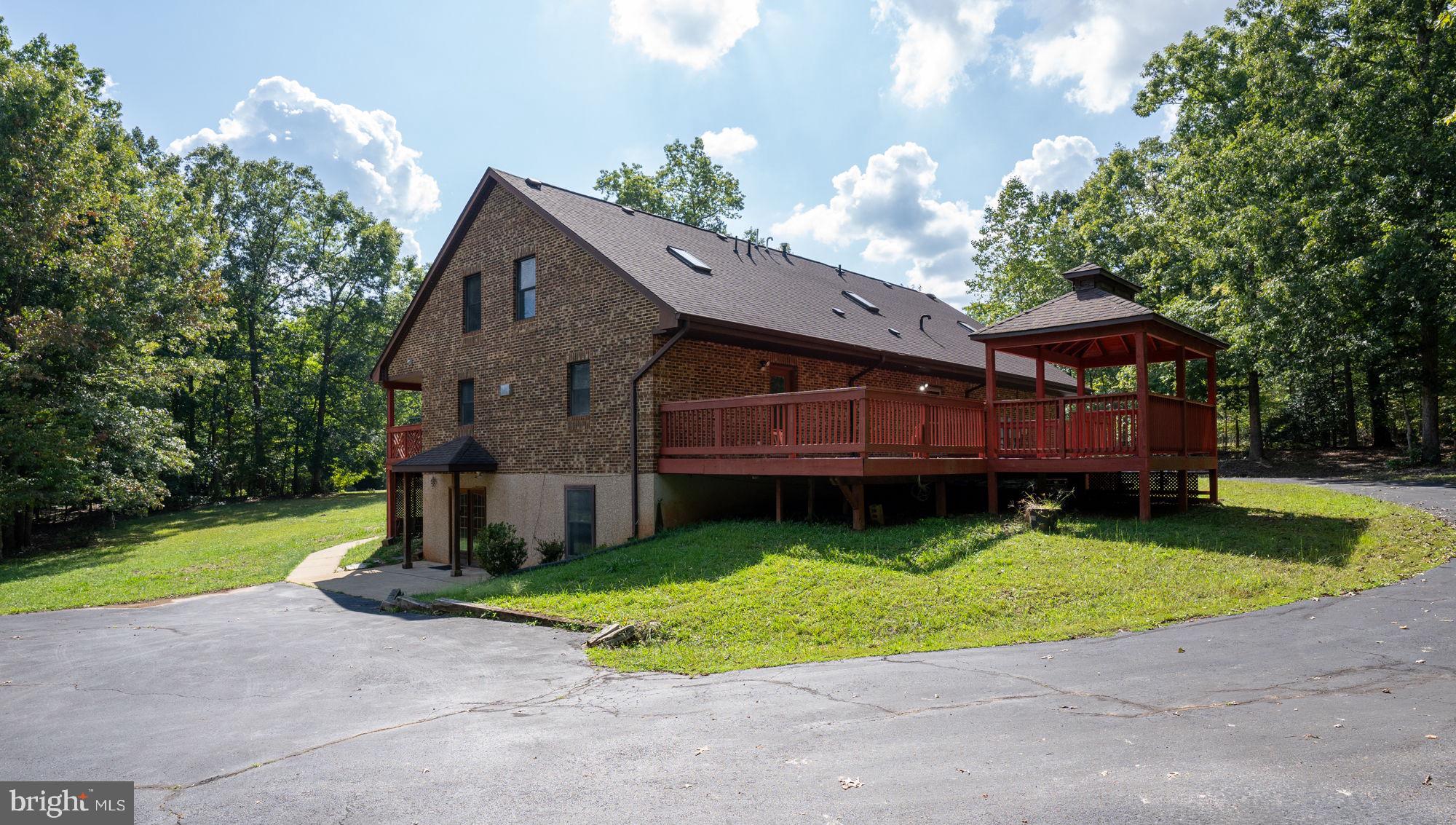 WINDWOOD COVES - Residential