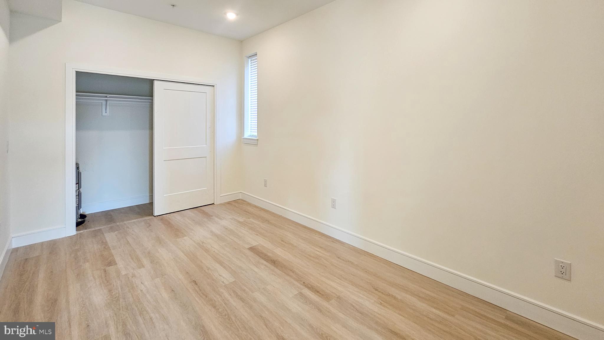 KENSINGTON - Residential Lease