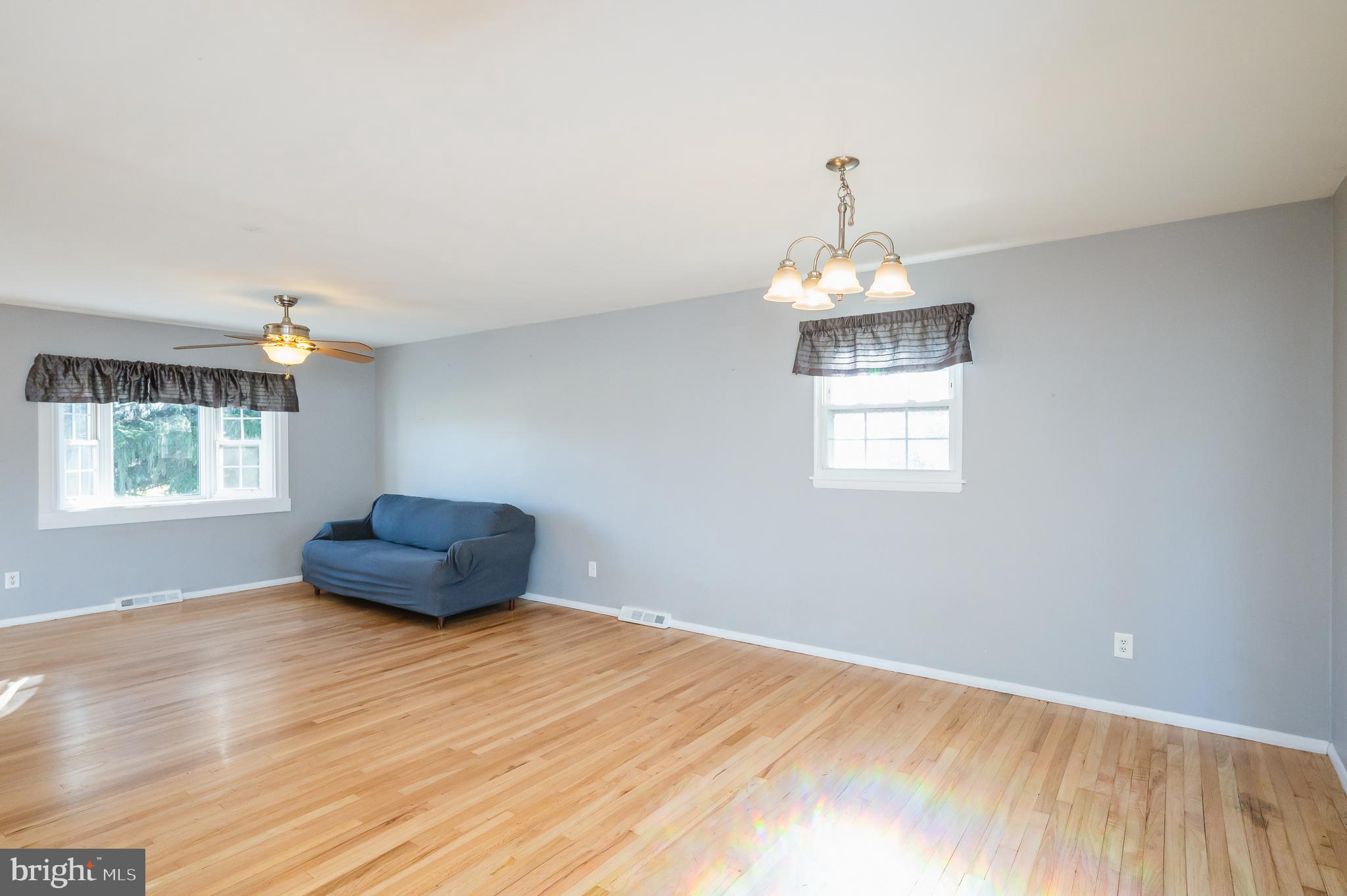 NORTHAMPTON - Residential