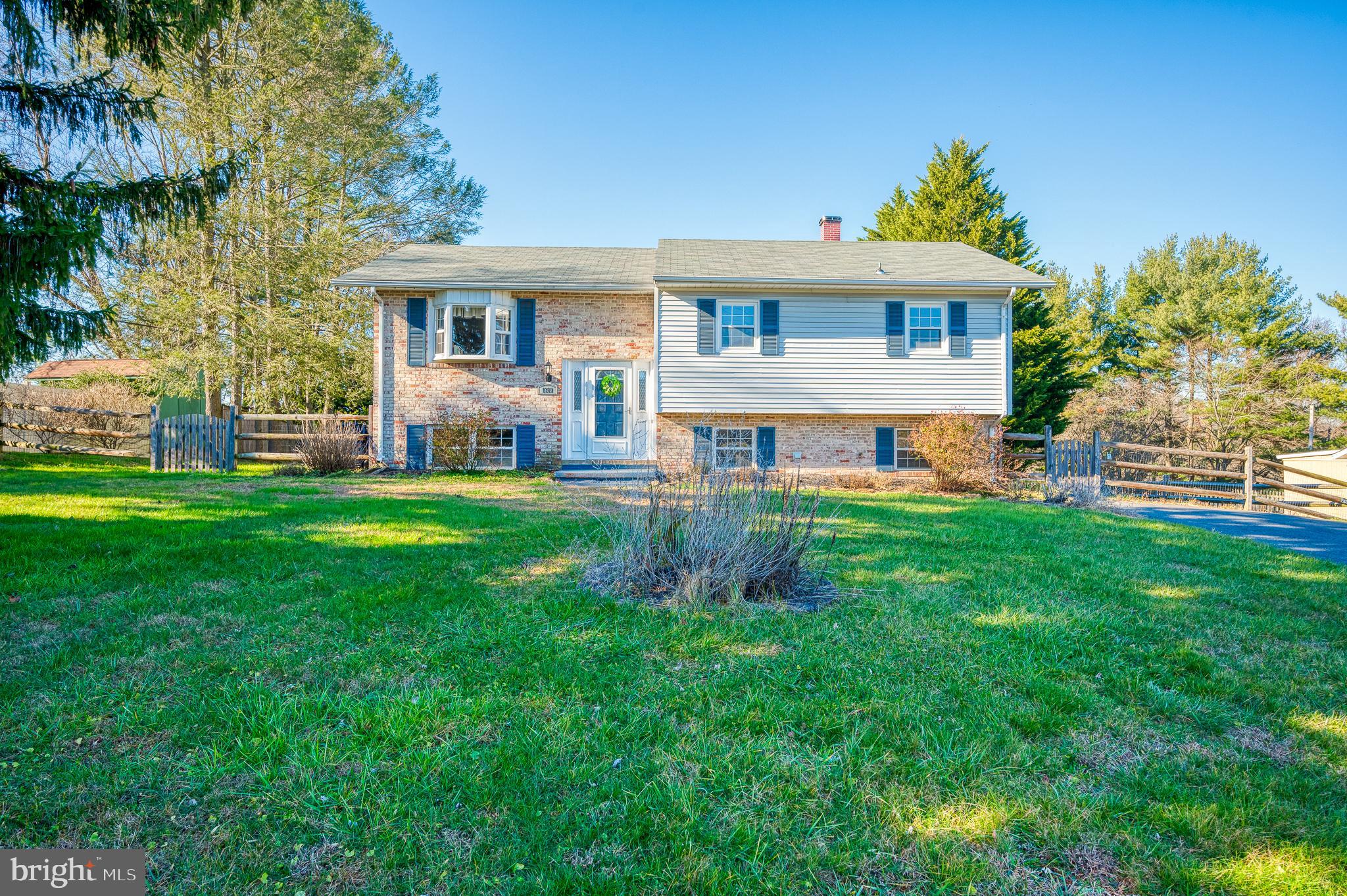 NORTHAMPTON - Residential