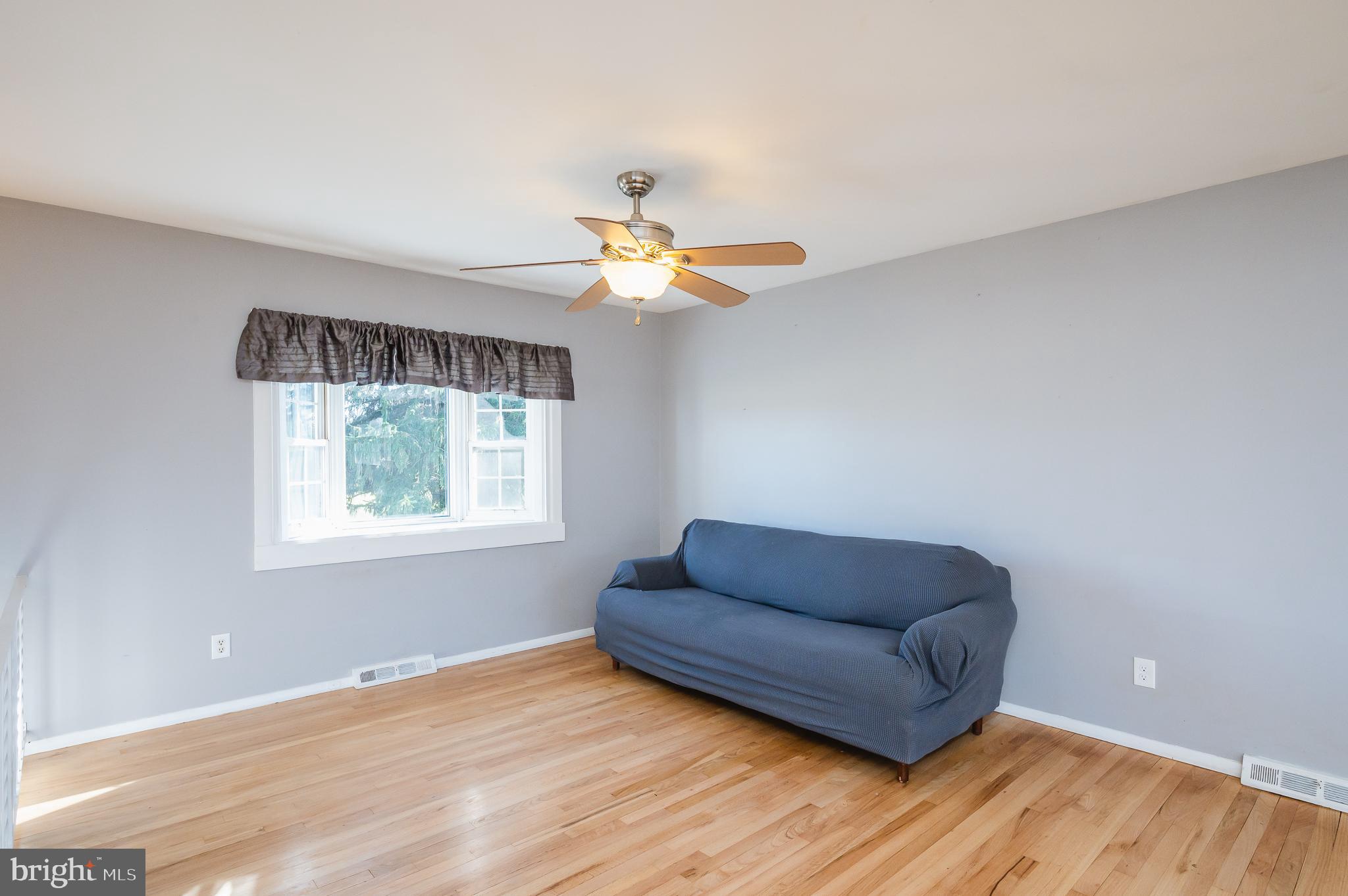 NORTHAMPTON - Residential