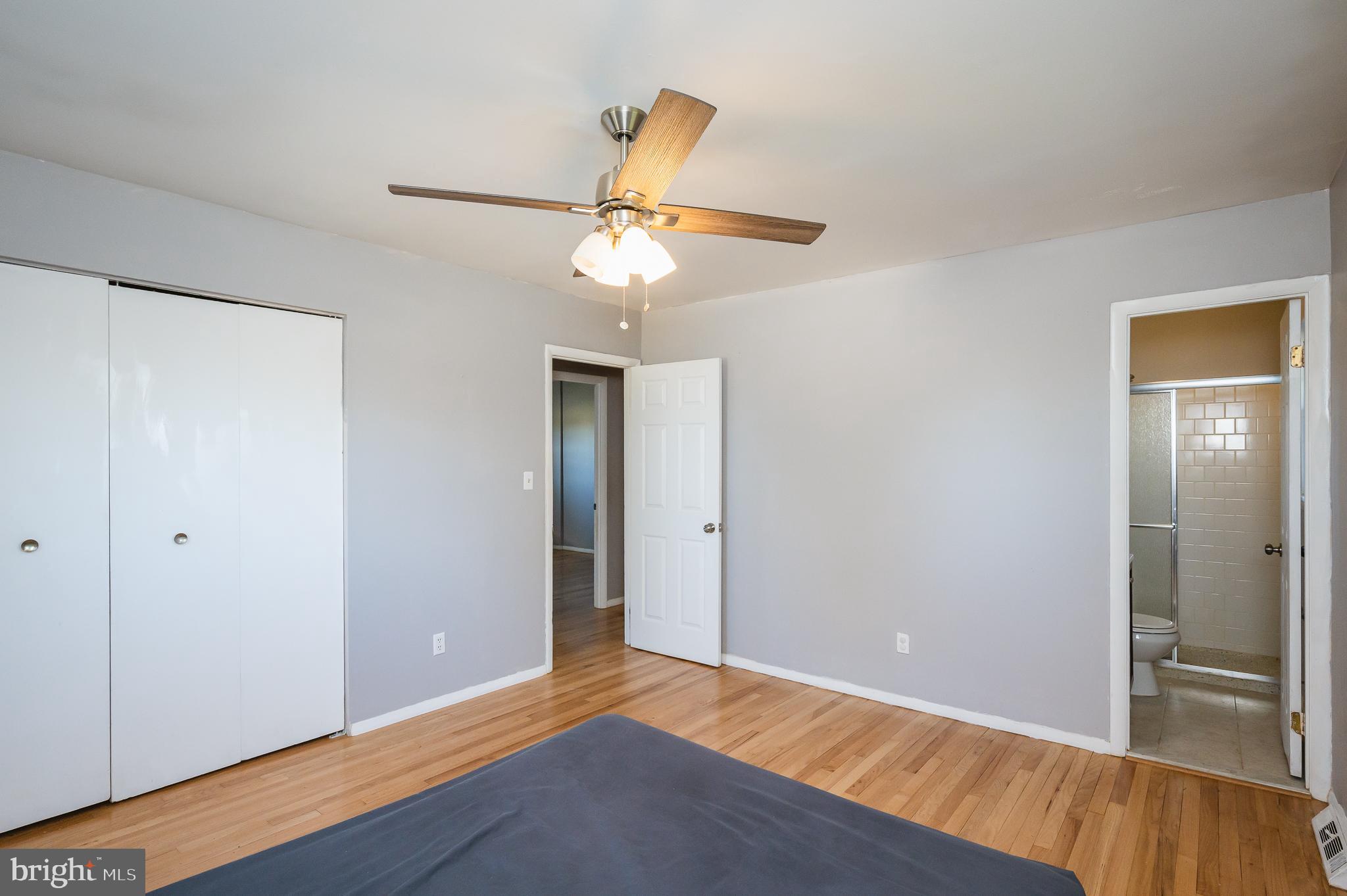 NORTHAMPTON - Residential