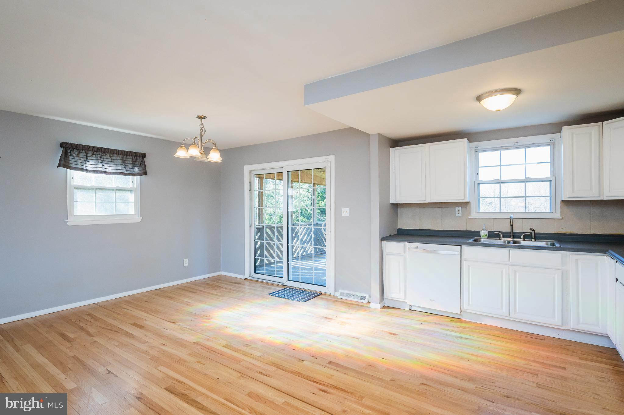 NORTHAMPTON - Residential