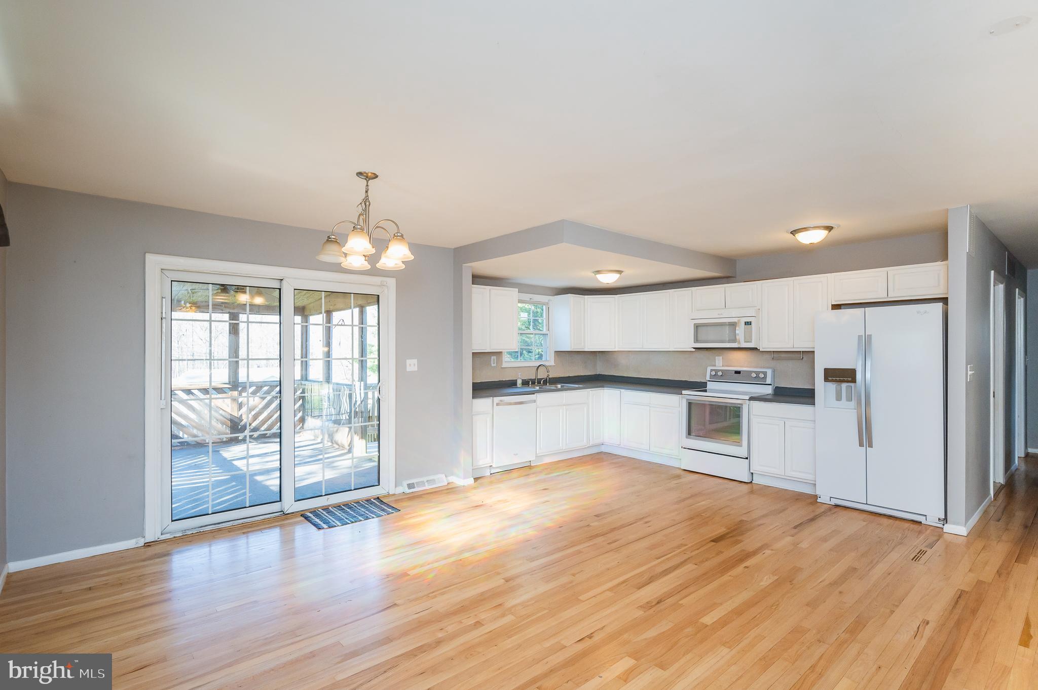 NORTHAMPTON - Residential