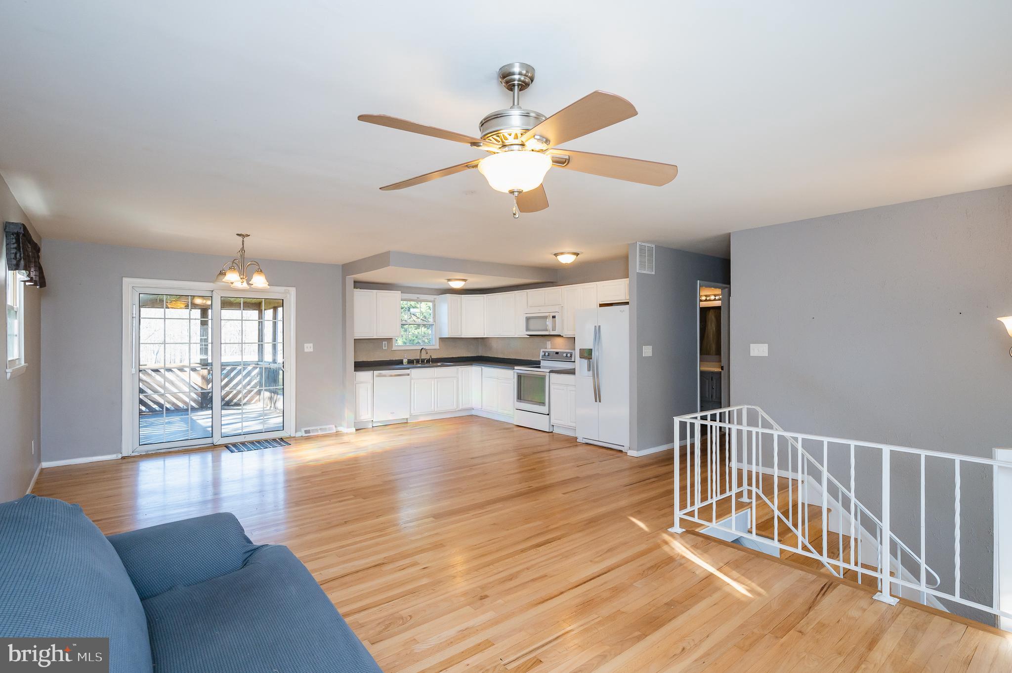 NORTHAMPTON - Residential