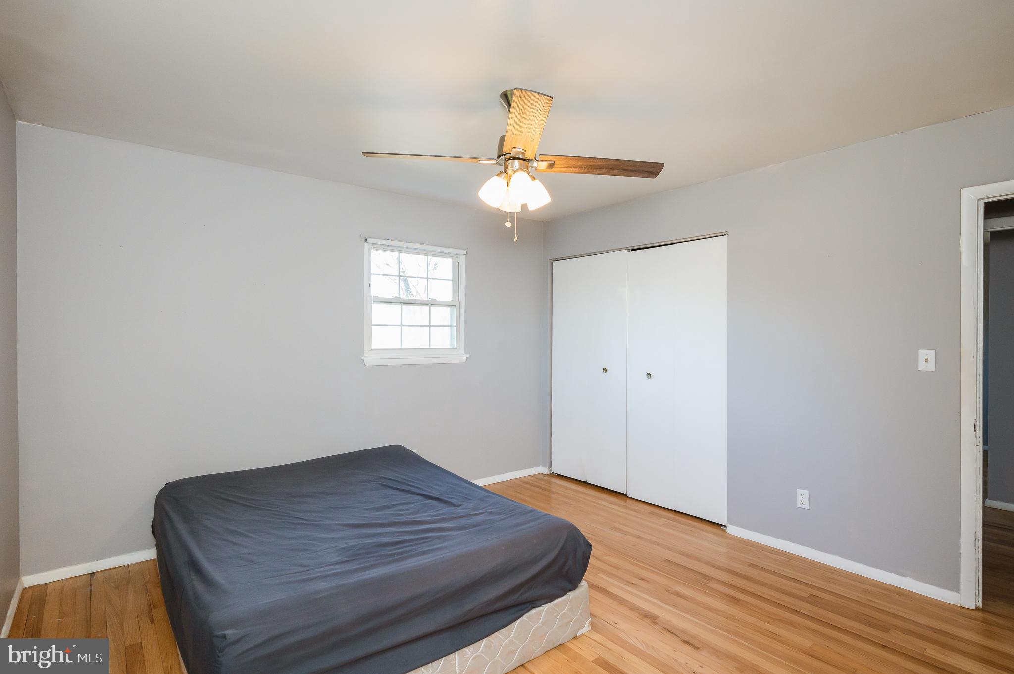 NORTHAMPTON - Residential