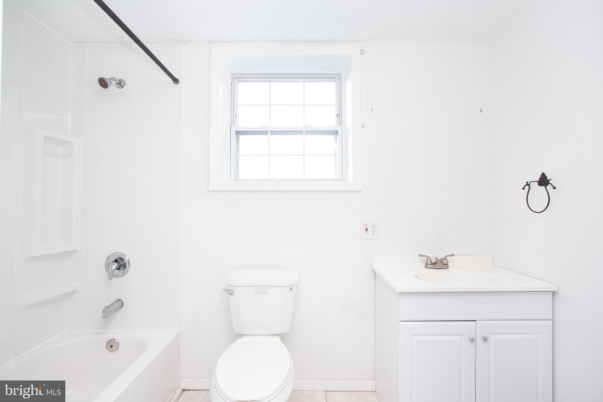 NORTHAMPTON - Residential