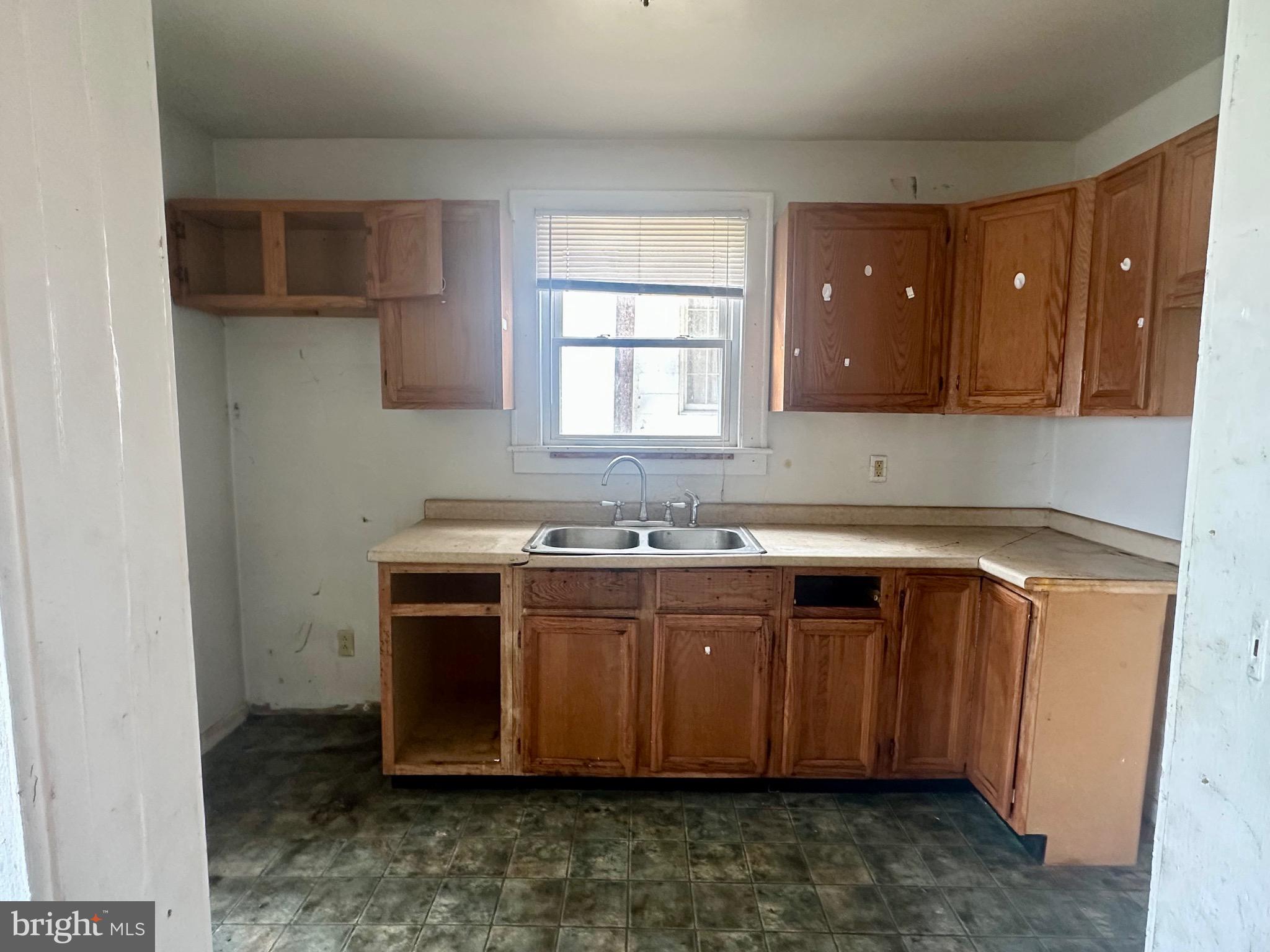 NORTH END - Residential