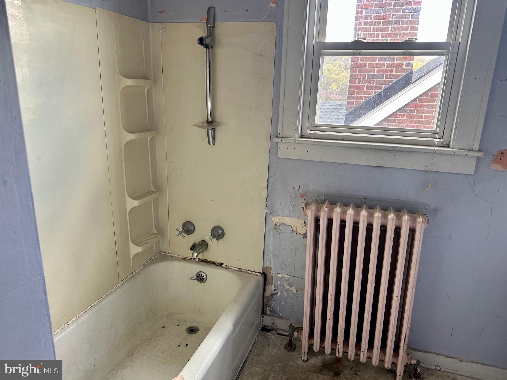 NORTH END - Residential