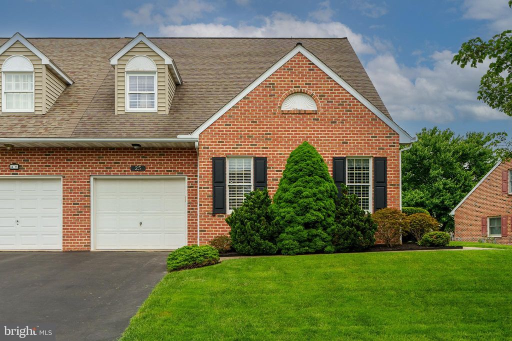 Photo of 25 Pennridge Avenue, Mountville, PA 17554 (MLS # PALA2049864)