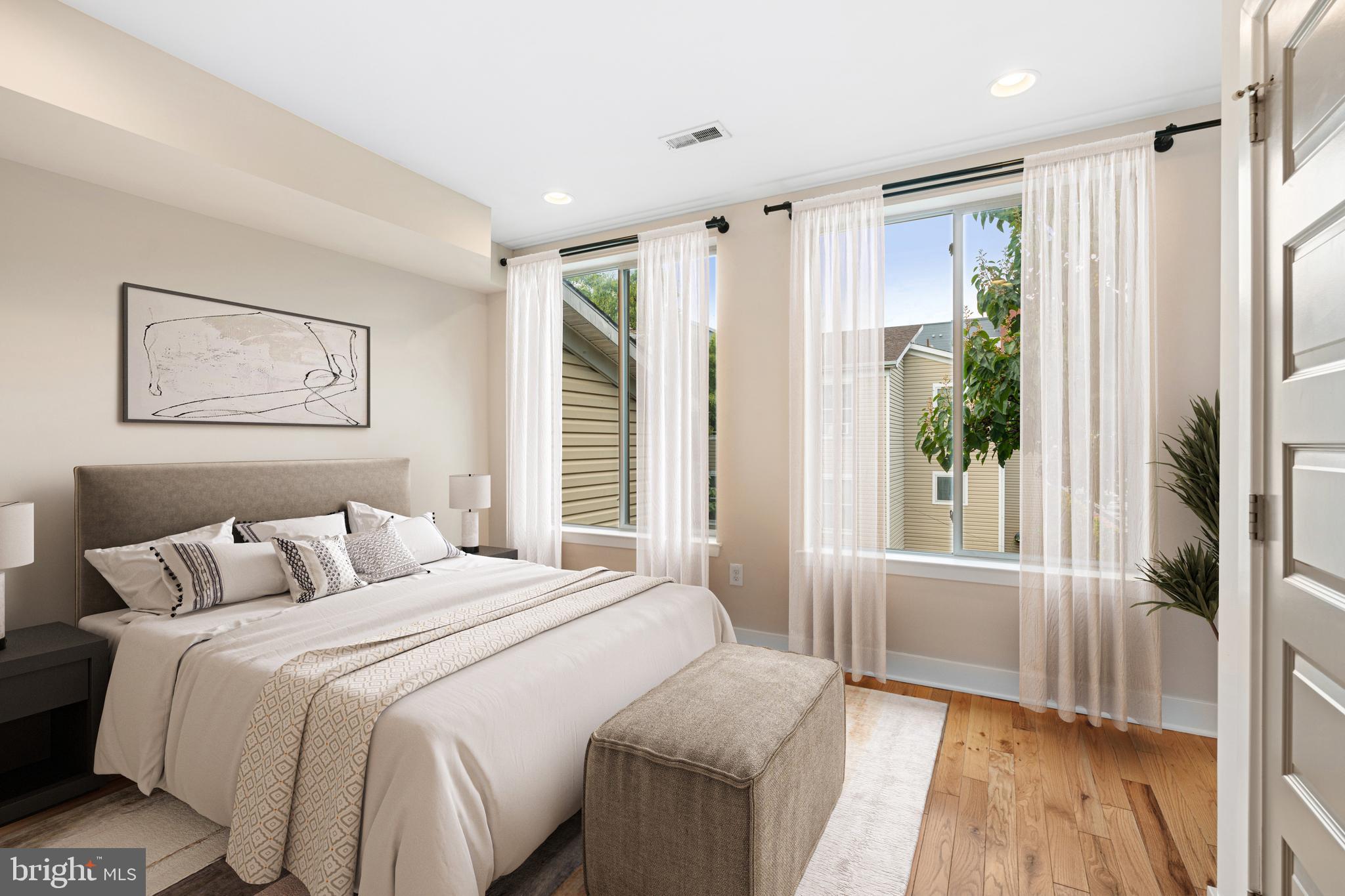 FRANCISVILLE - Residential