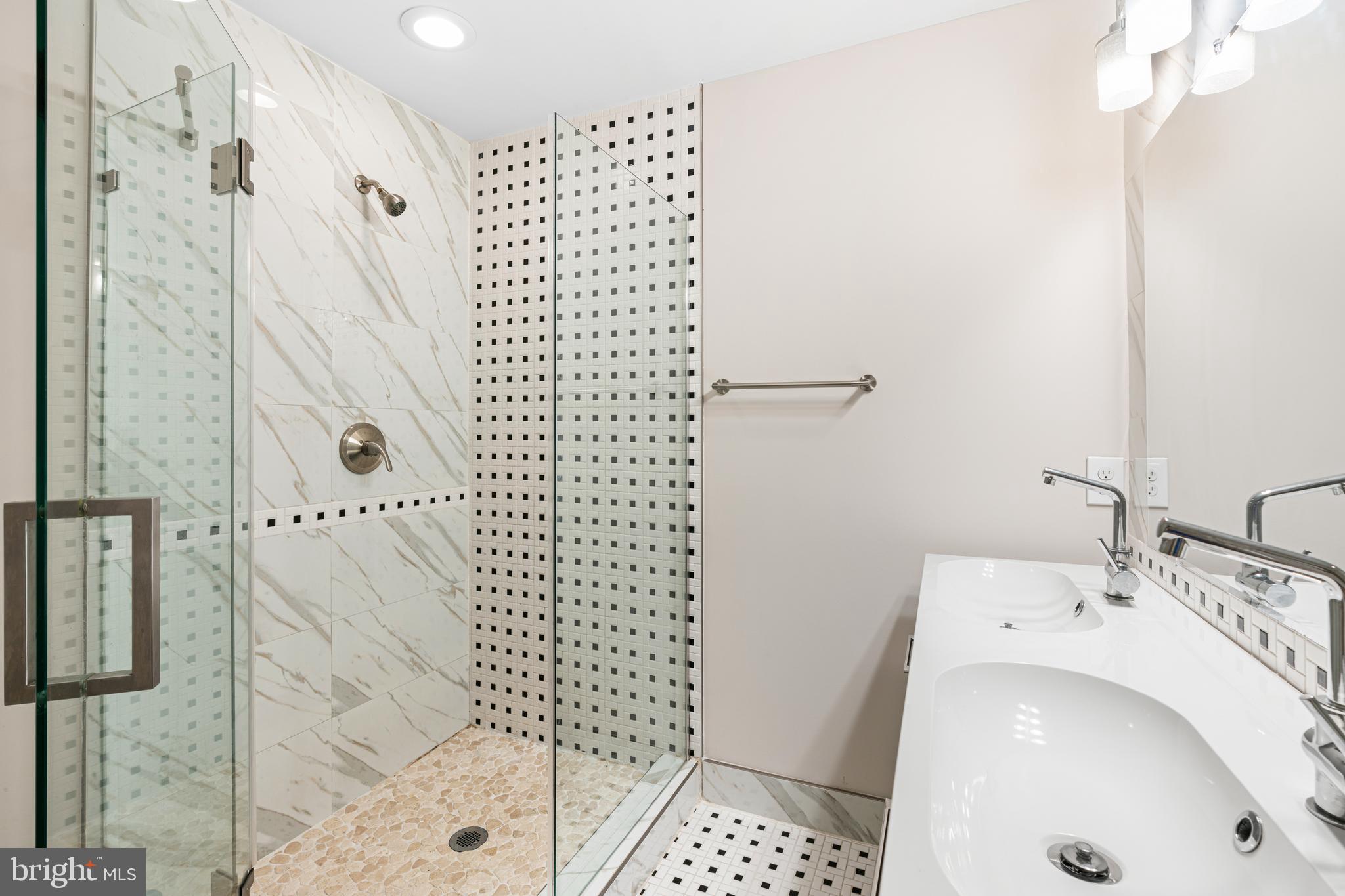 FRANCISVILLE - Residential