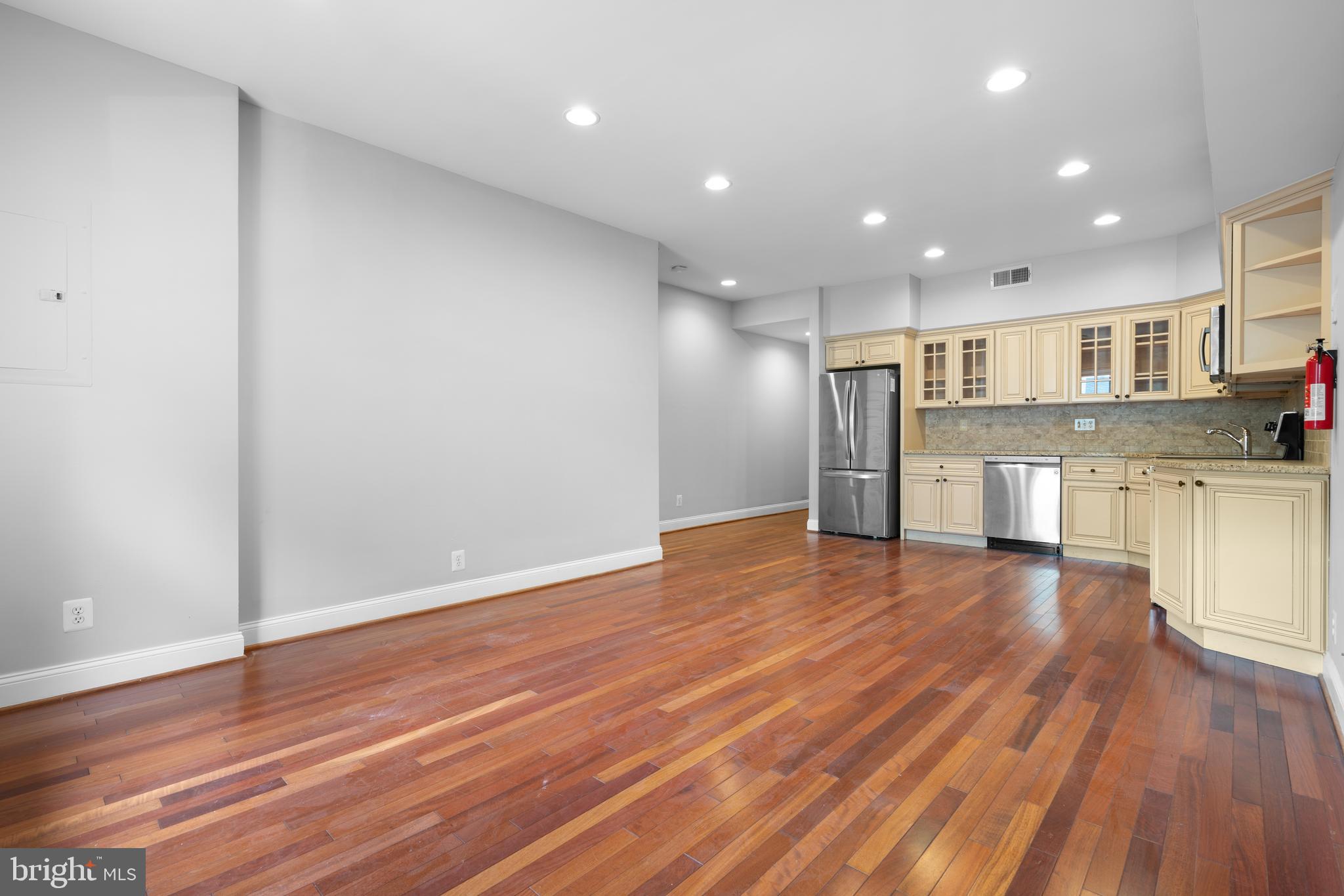 OLD CITY #2 - Residential Lease