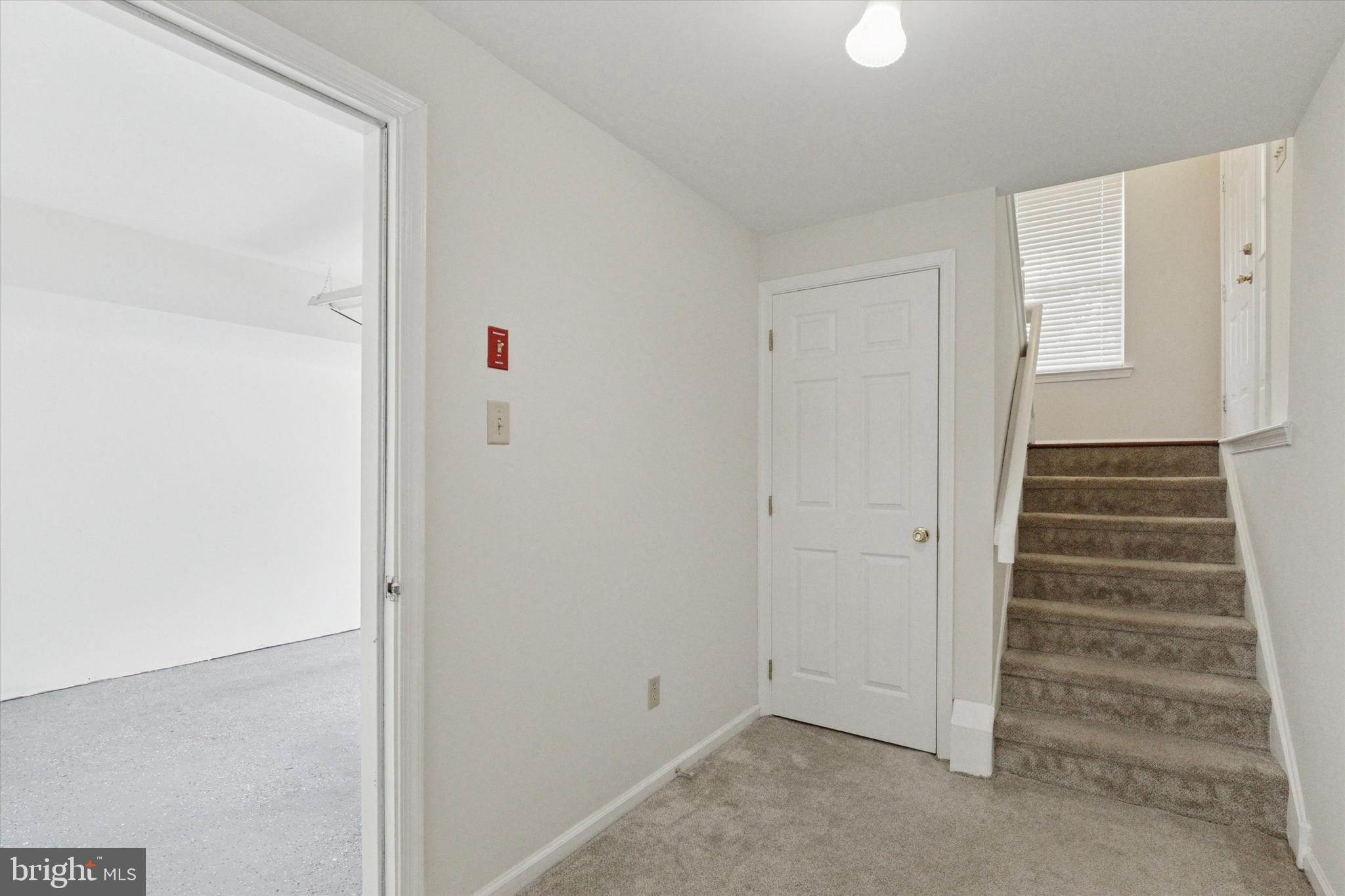 CHARLESTOWN OAKS - Residential