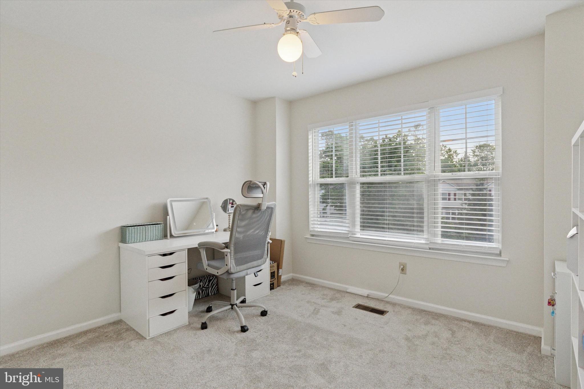 CHARLESTOWN OAKS - Residential