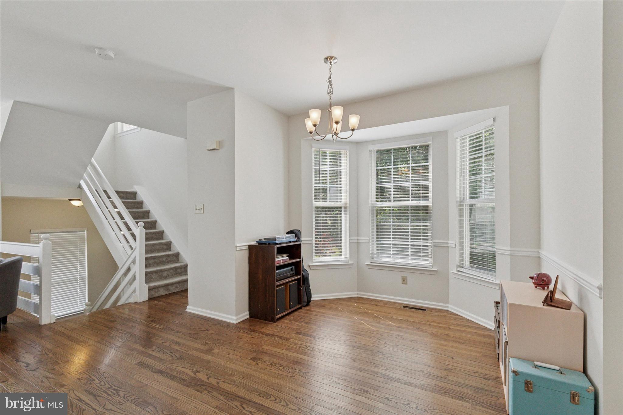 CHARLESTOWN OAKS - Residential