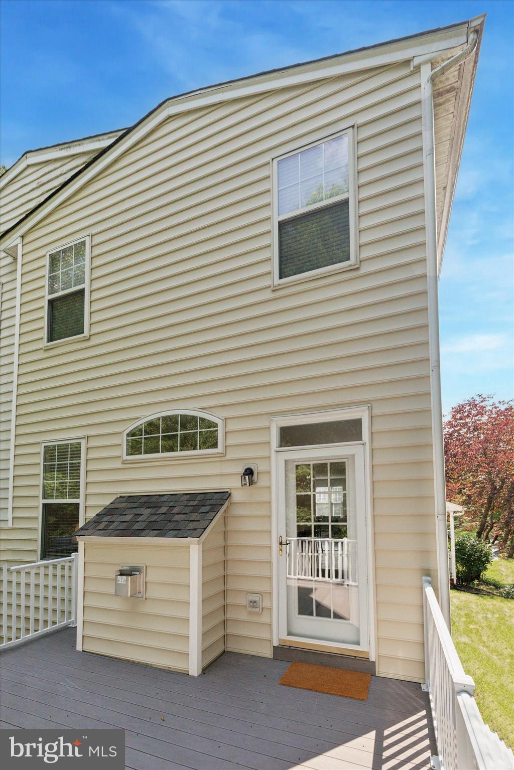 CHARLESTOWN OAKS - Residential