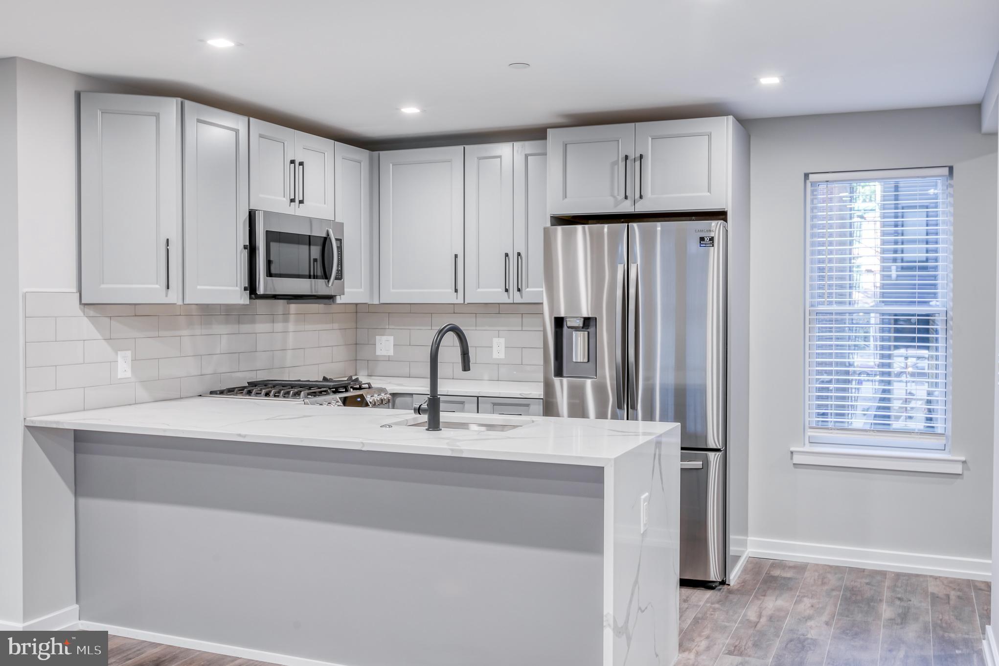 FAIRMOUNT - Residential Lease