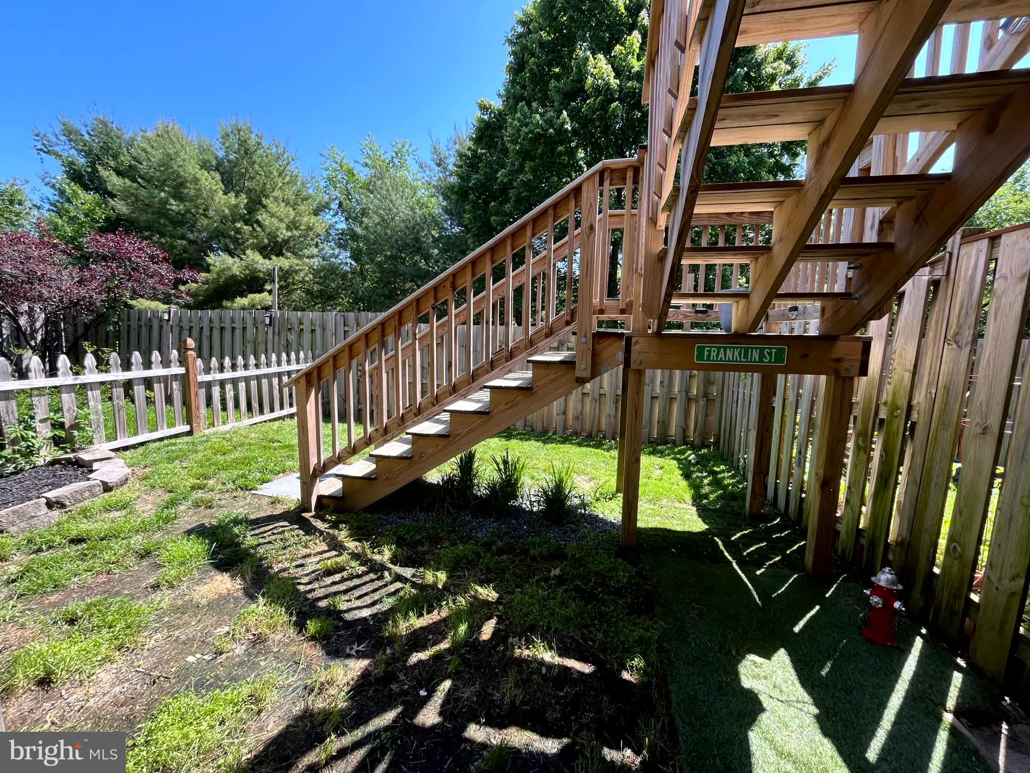 BRIGHTFIELD - Residential