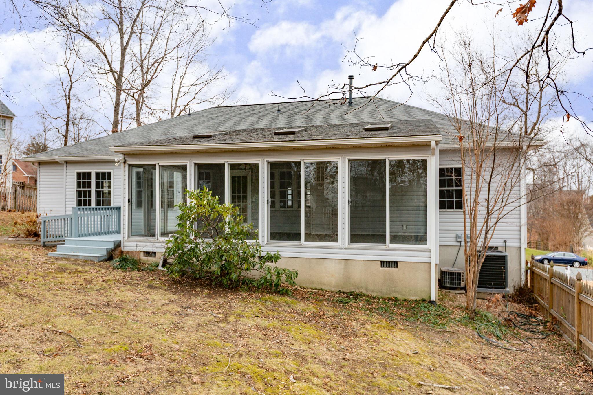 LEE'S HILL - Residential