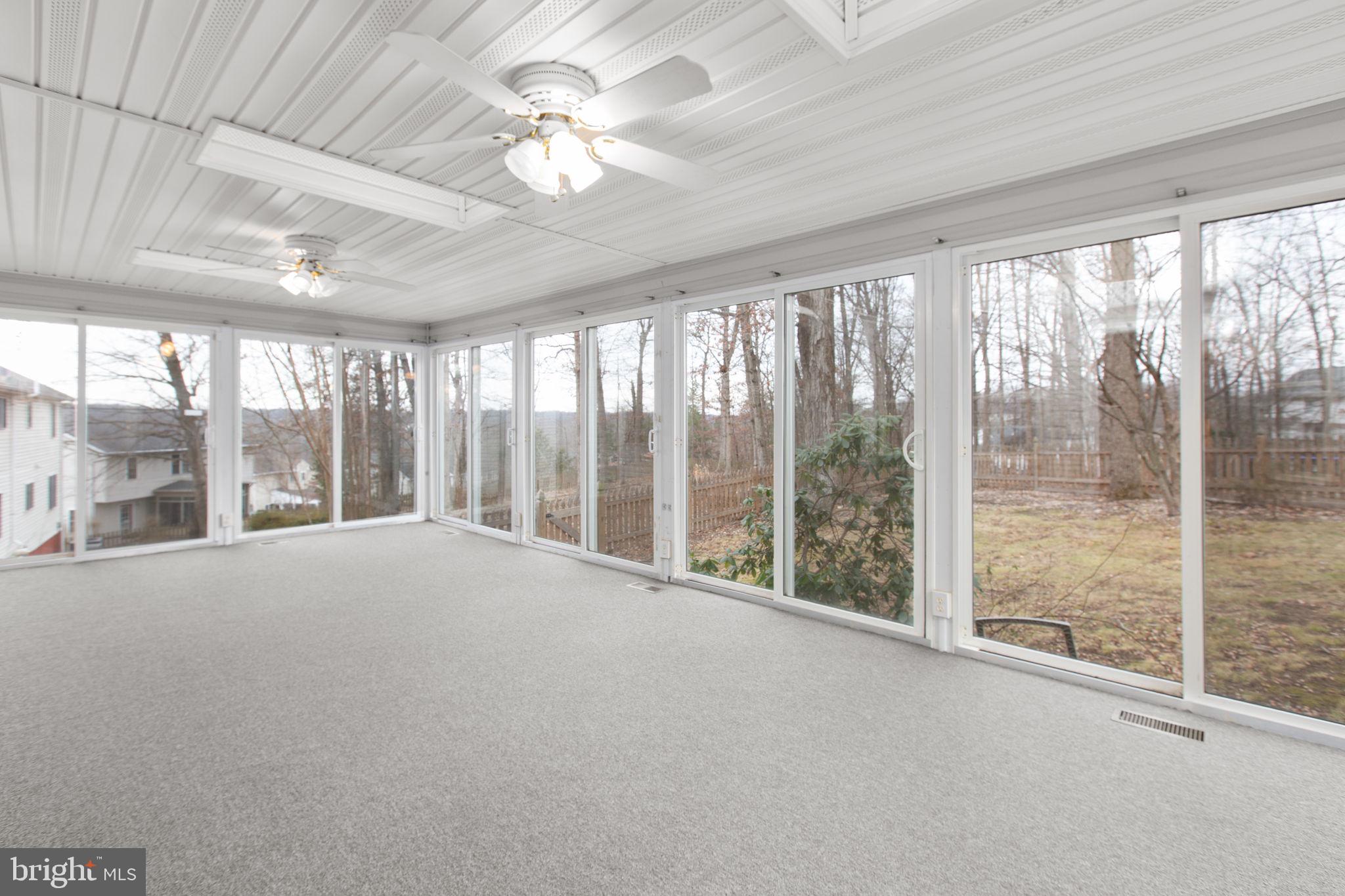 LEE'S HILL - Residential