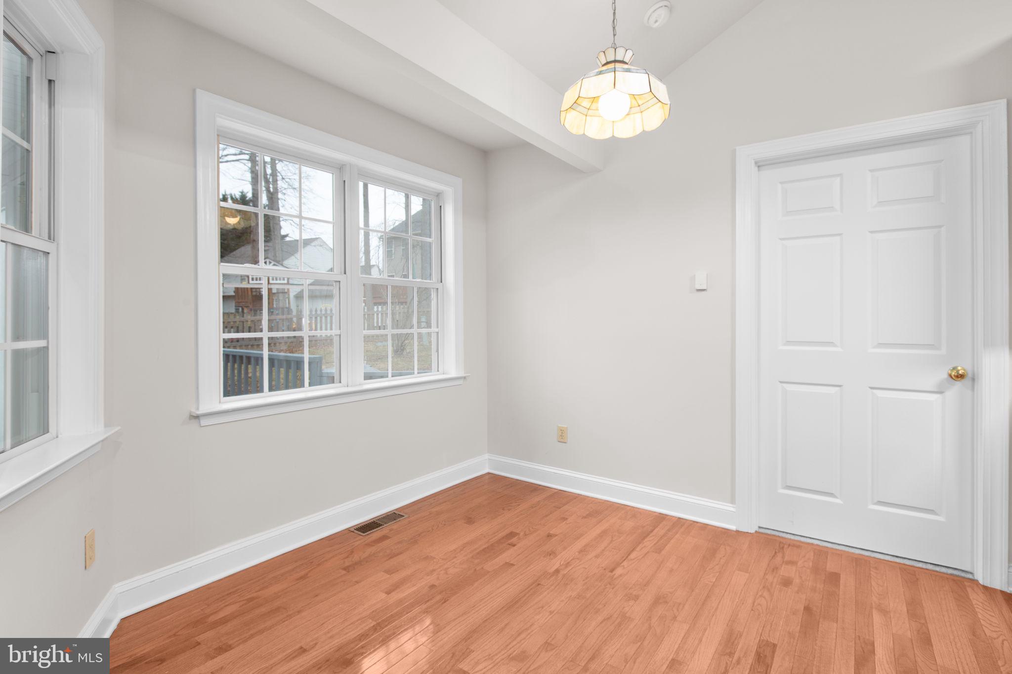 LEE'S HILL - Residential