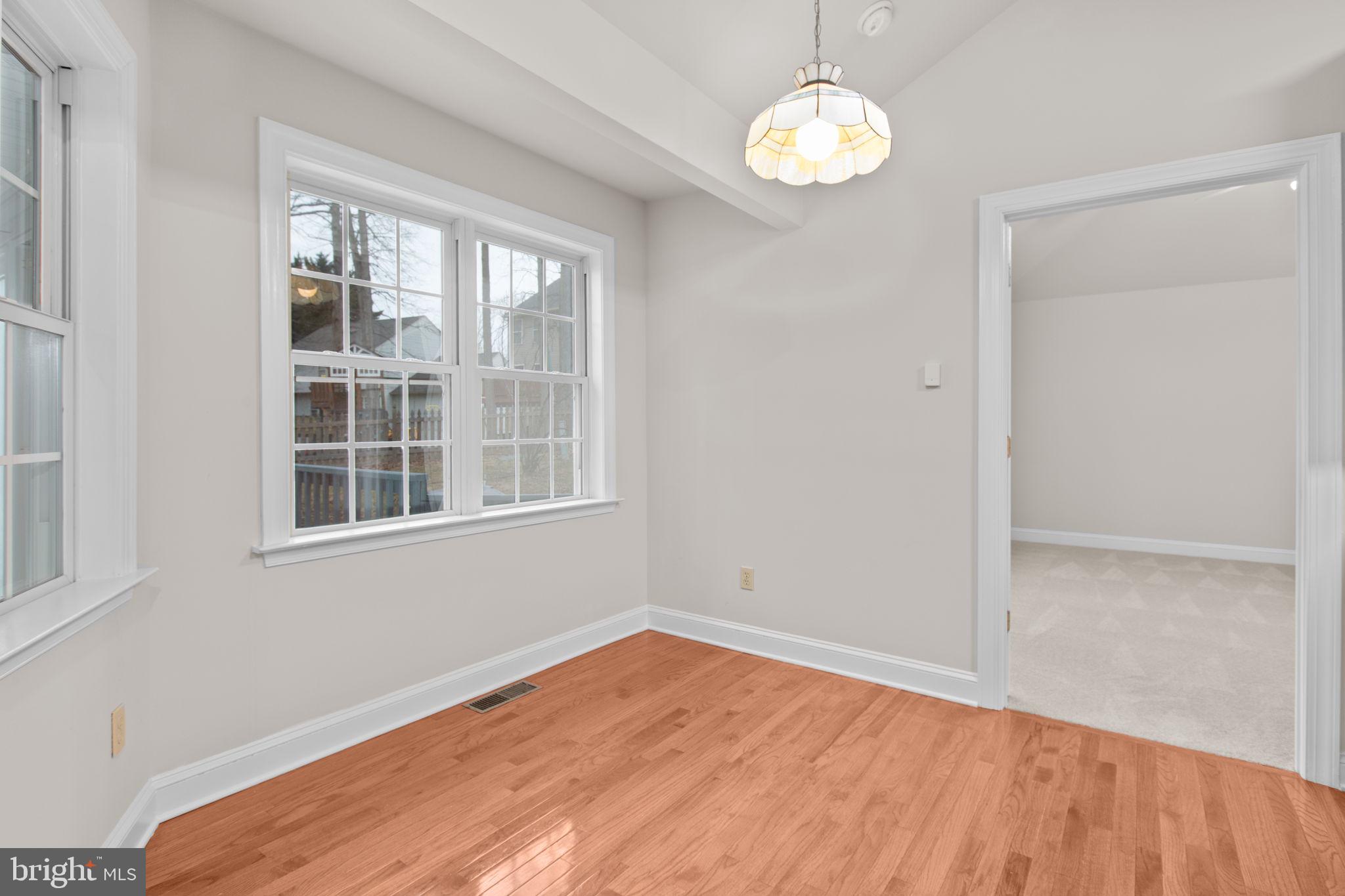 LEE'S HILL - Residential