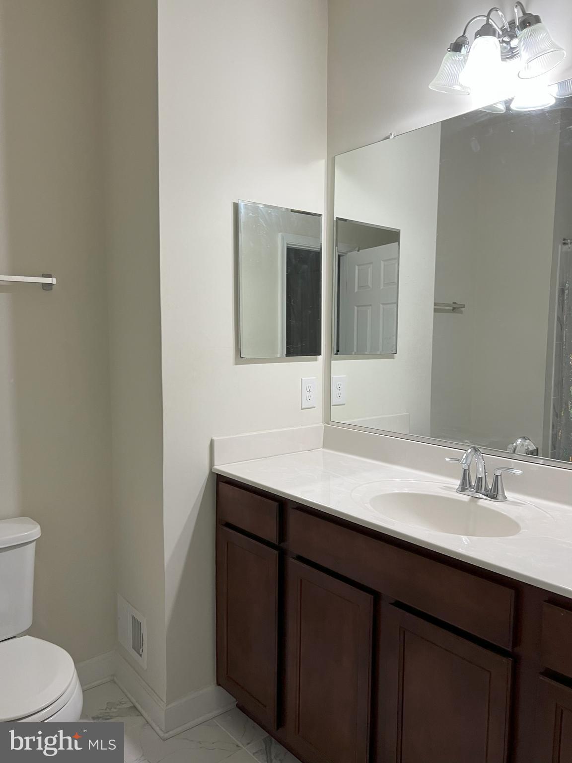 BELMONT RUN - Residential Lease