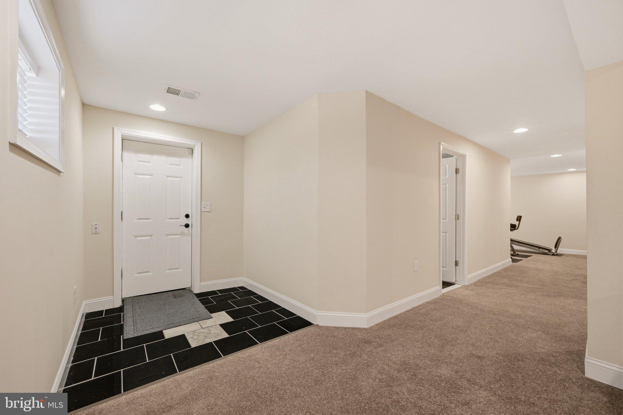 CHEVERLY MANOR - Residential