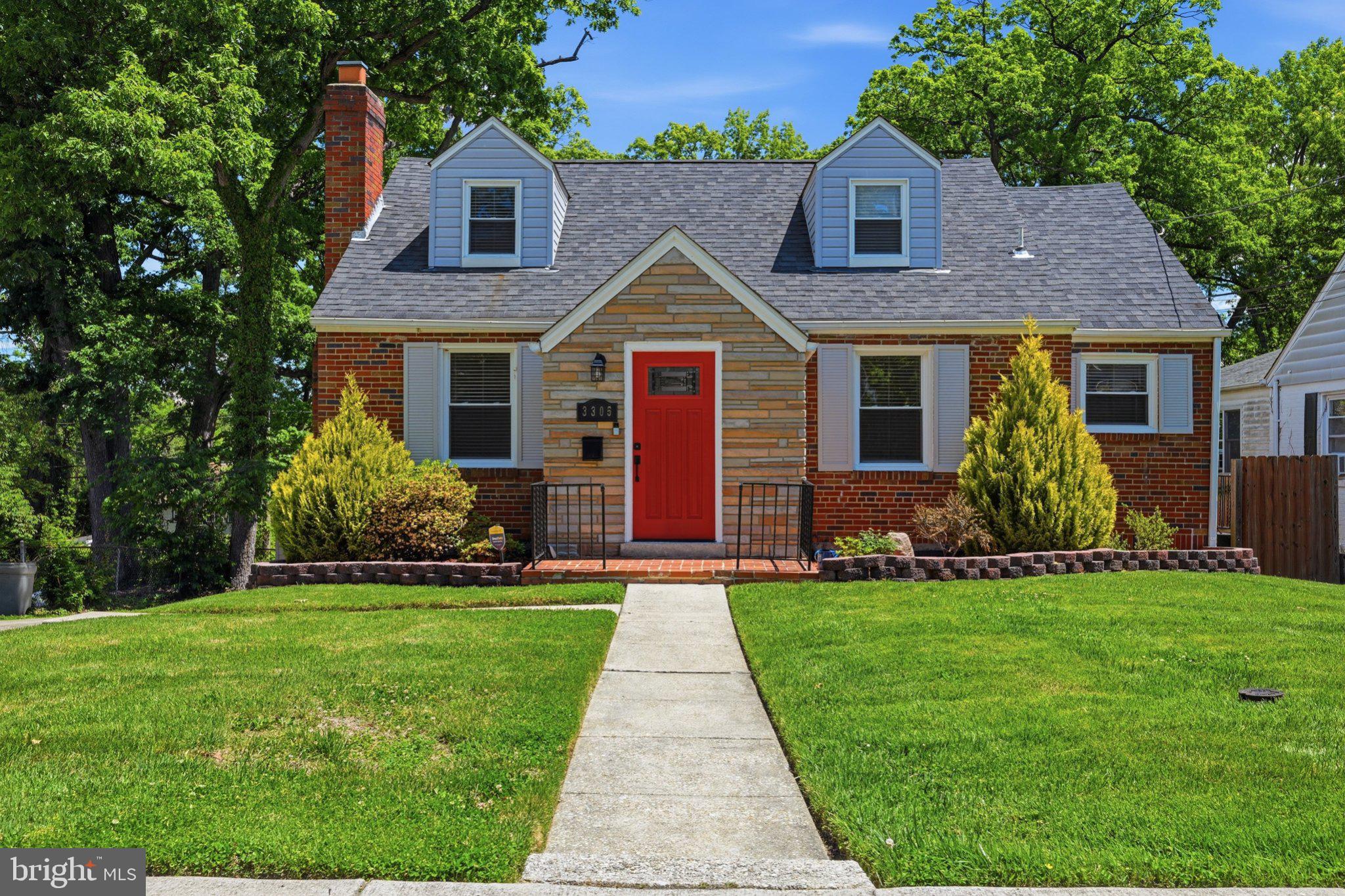 CHEVERLY MANOR - Residential