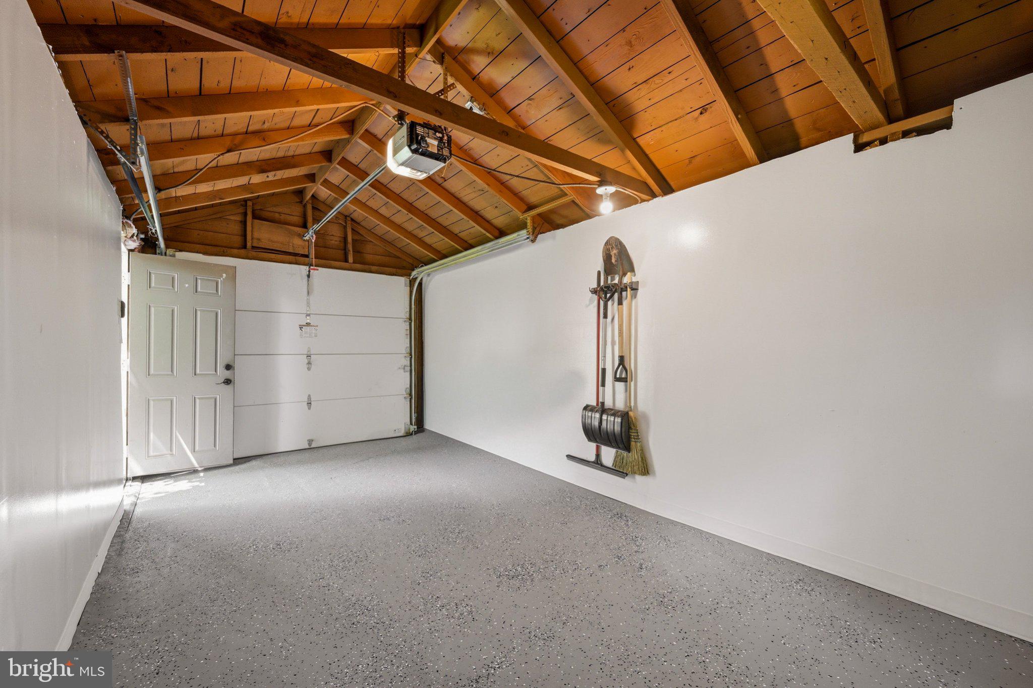 CHEVERLY MANOR - Residential