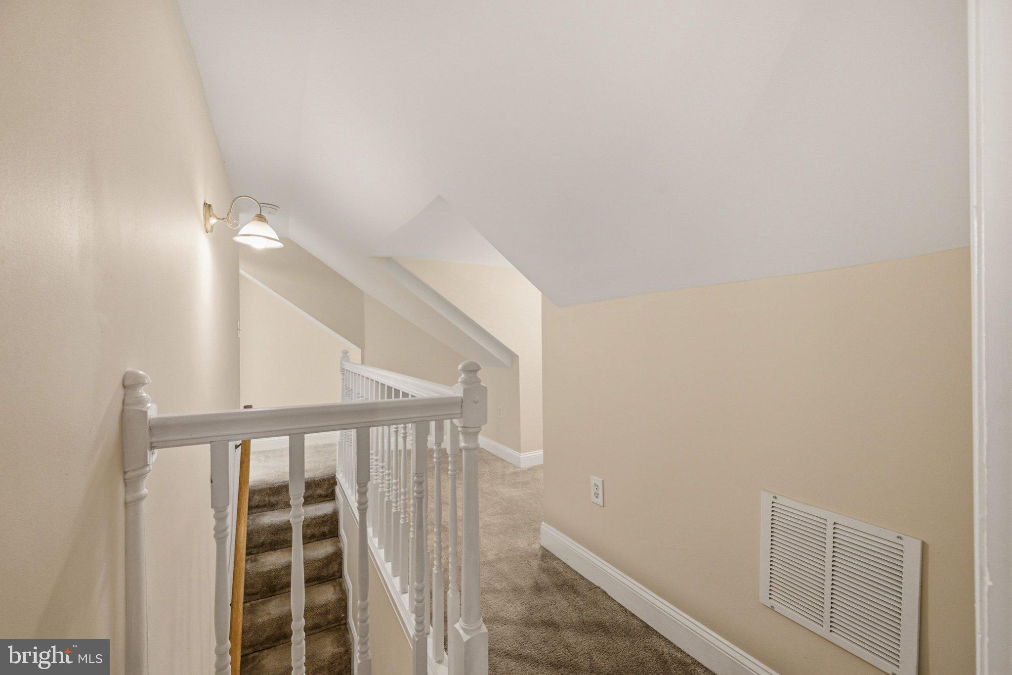CHEVERLY MANOR - Residential