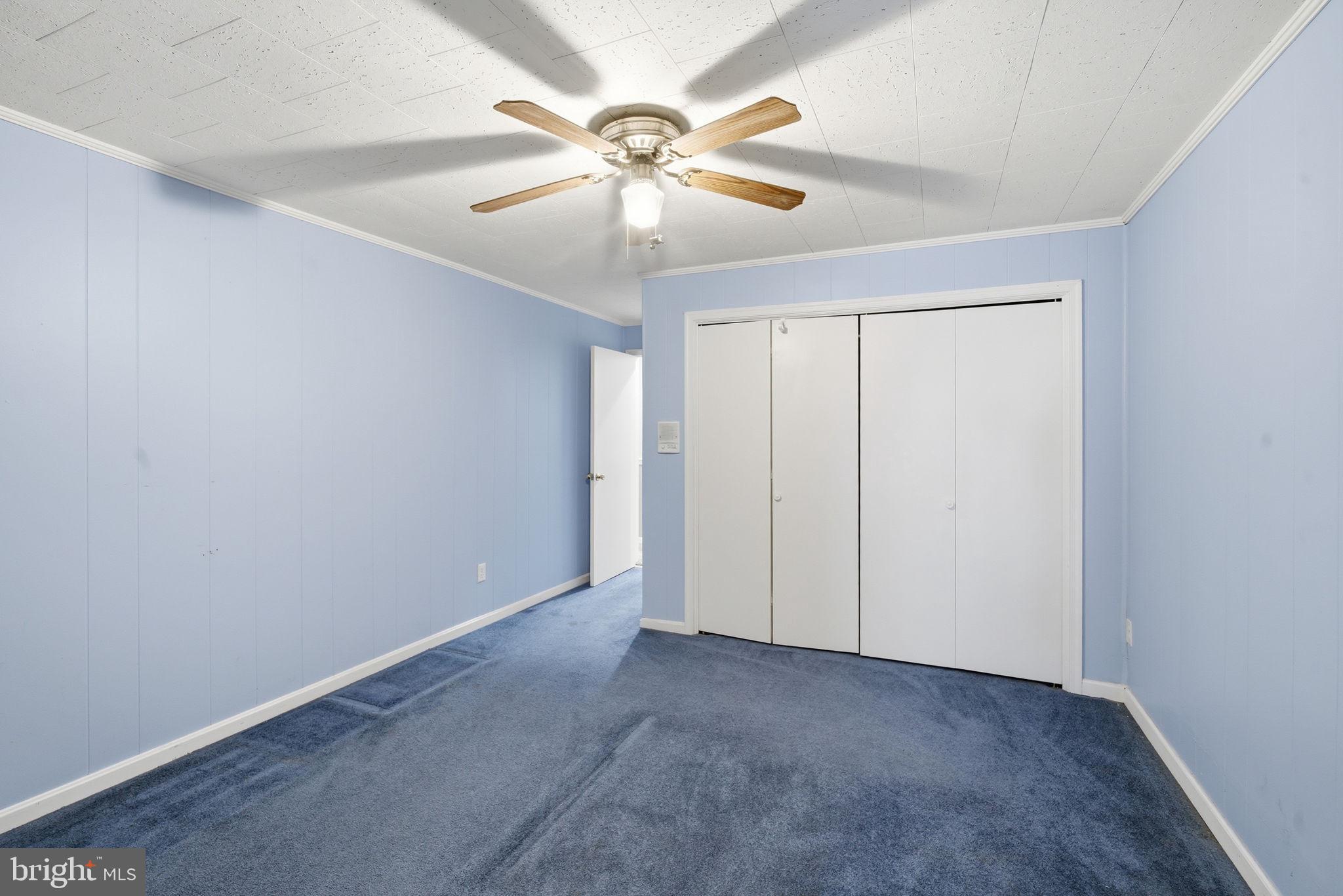 WORTON - Commercial Sale