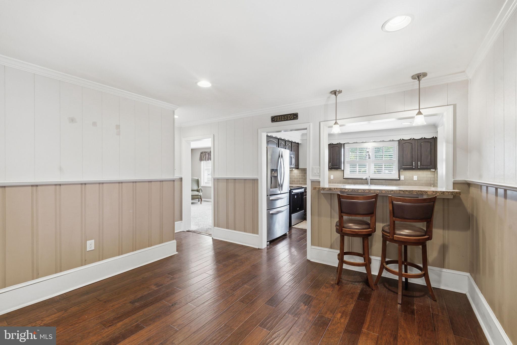 WORTON - Commercial Sale