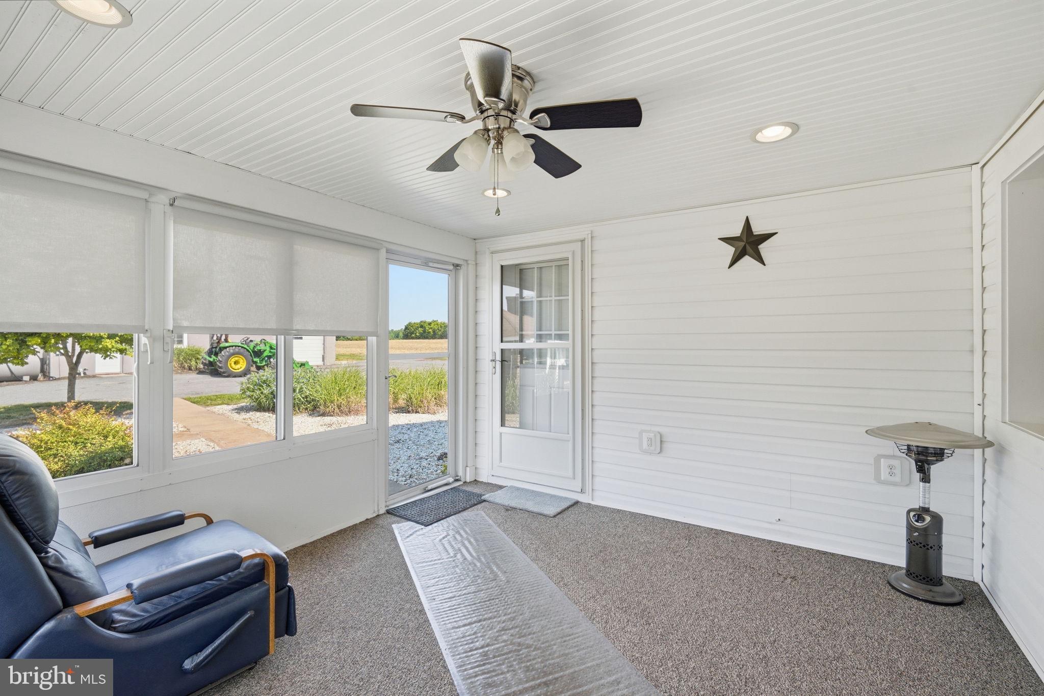 WORTON - Commercial Sale