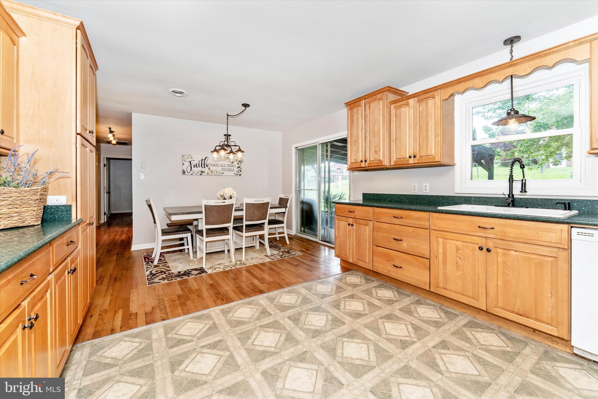 ST JAMES VILLAGE - Residential