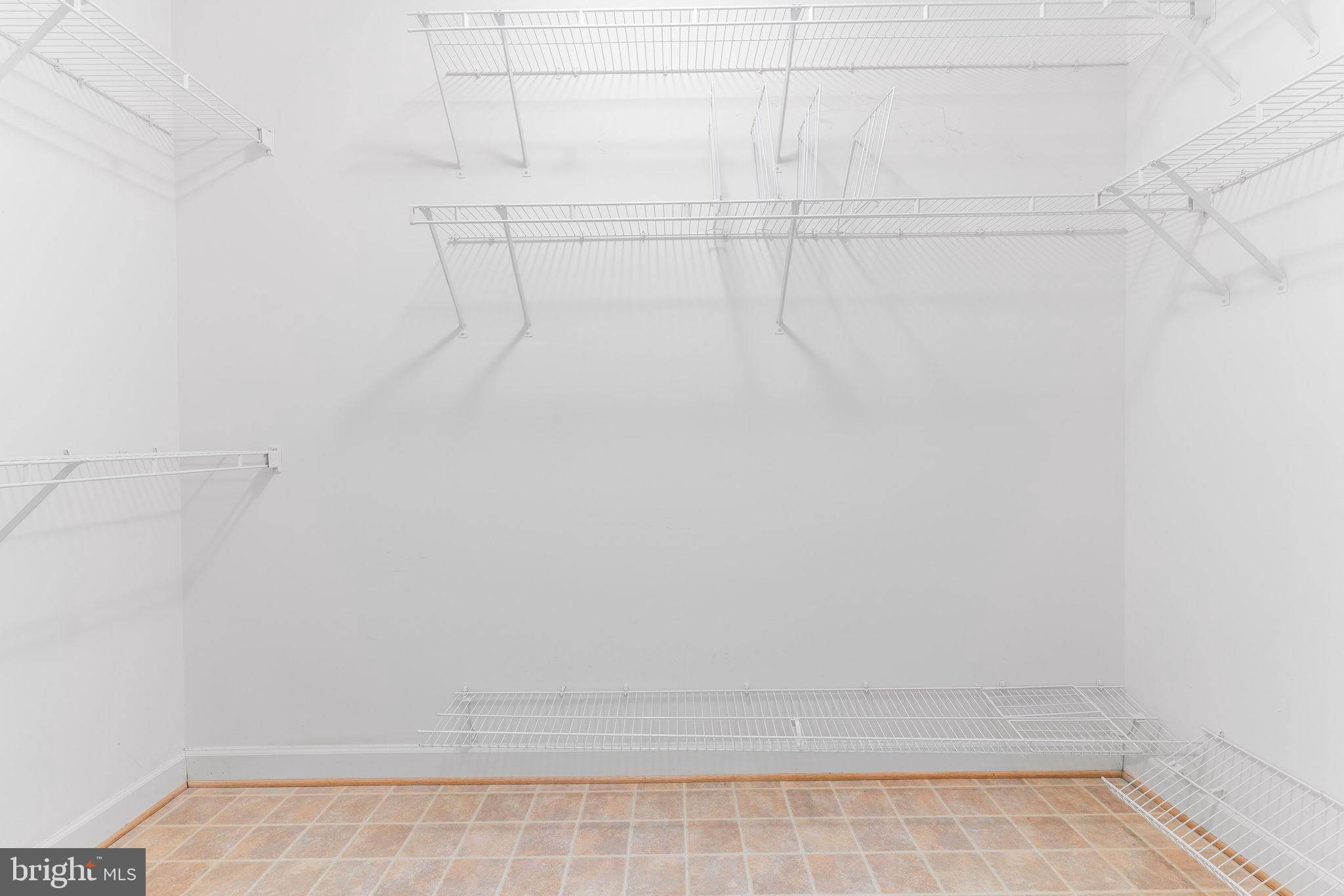 KEDGES STRAIT - Residential