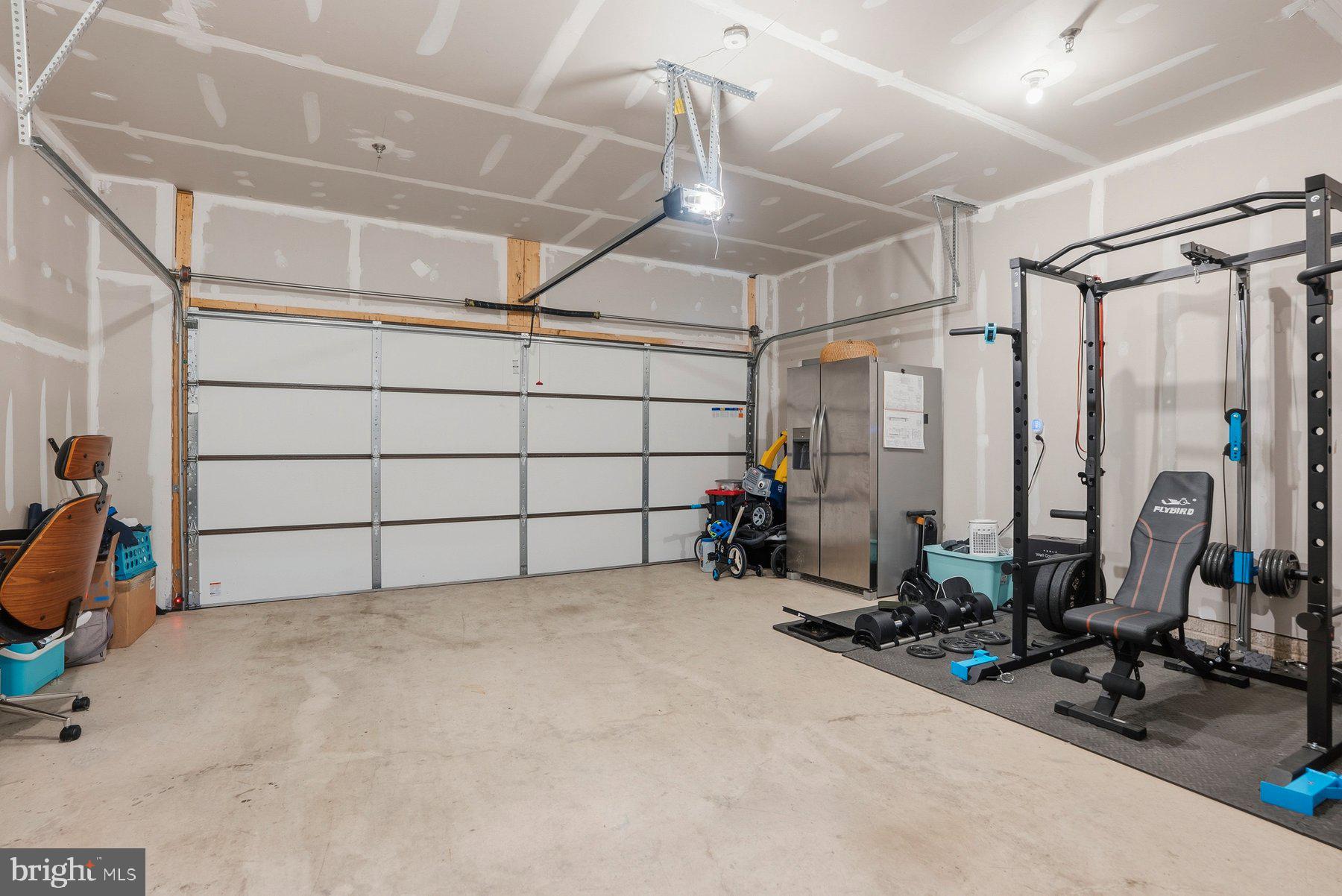 MEDFIELD - Residential