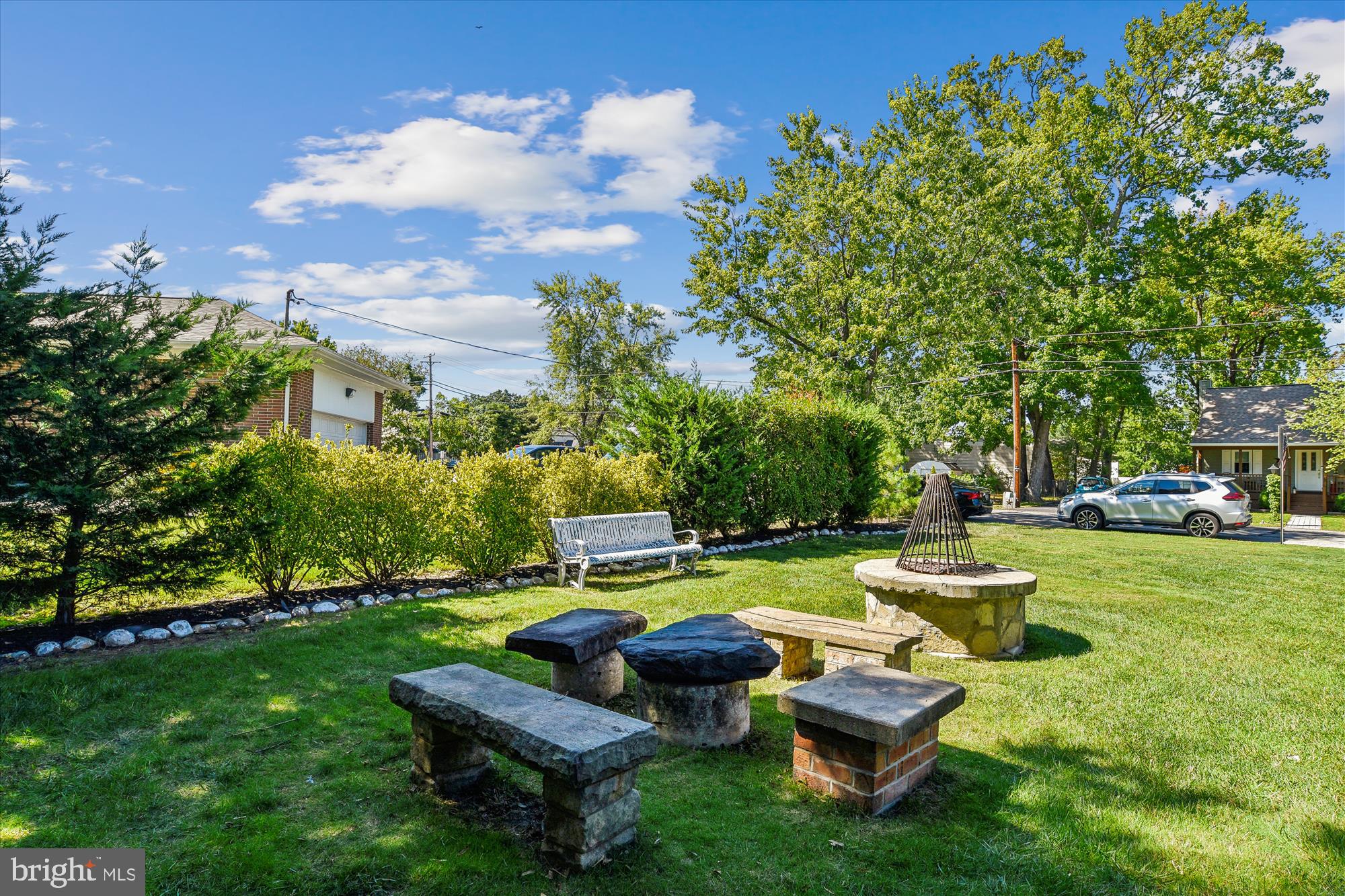 OAKRIDGE - Residential