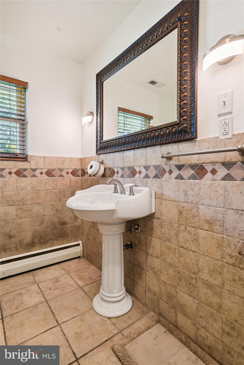 OAKRIDGE - Residential