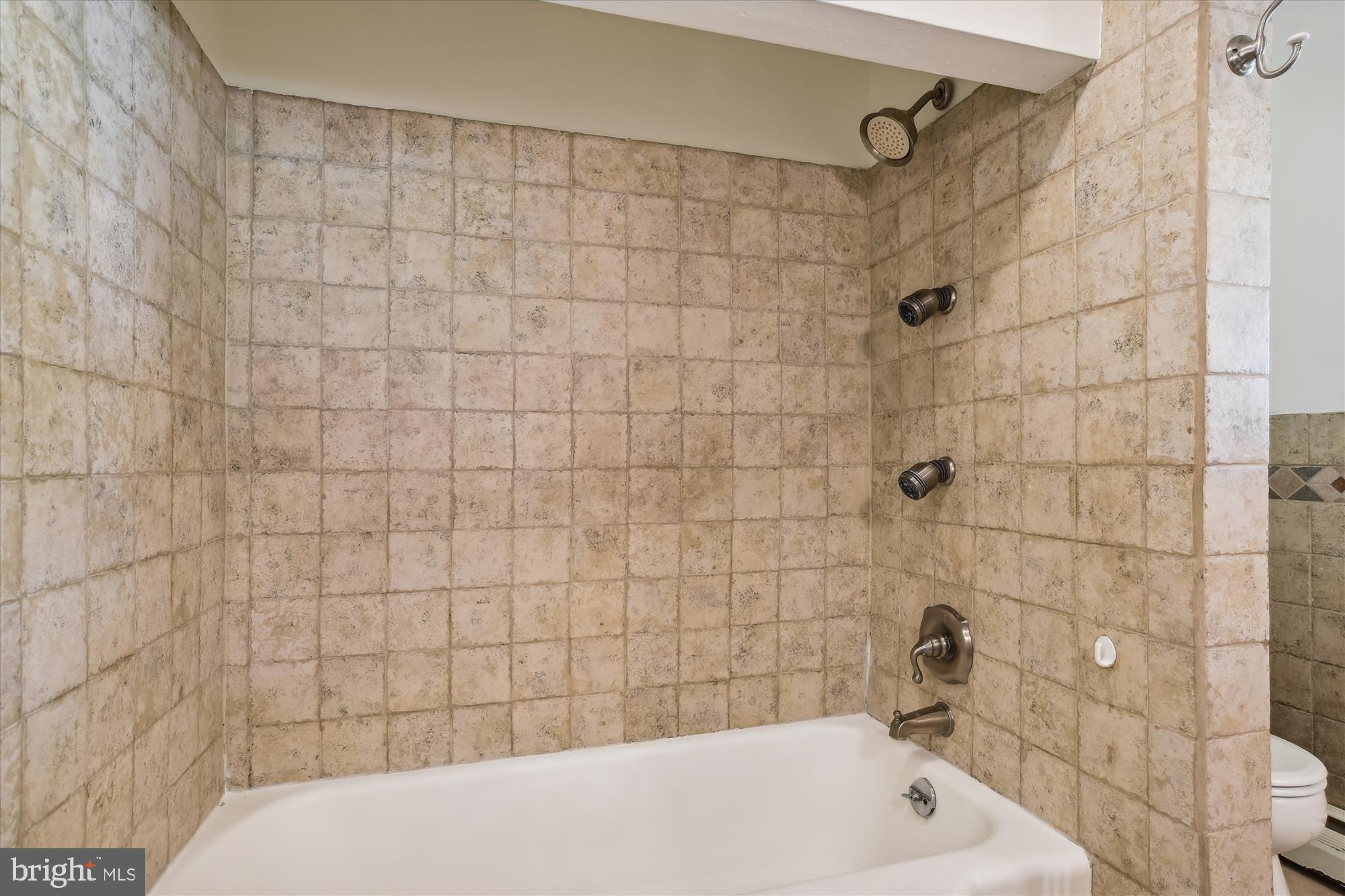 OAKRIDGE - Residential