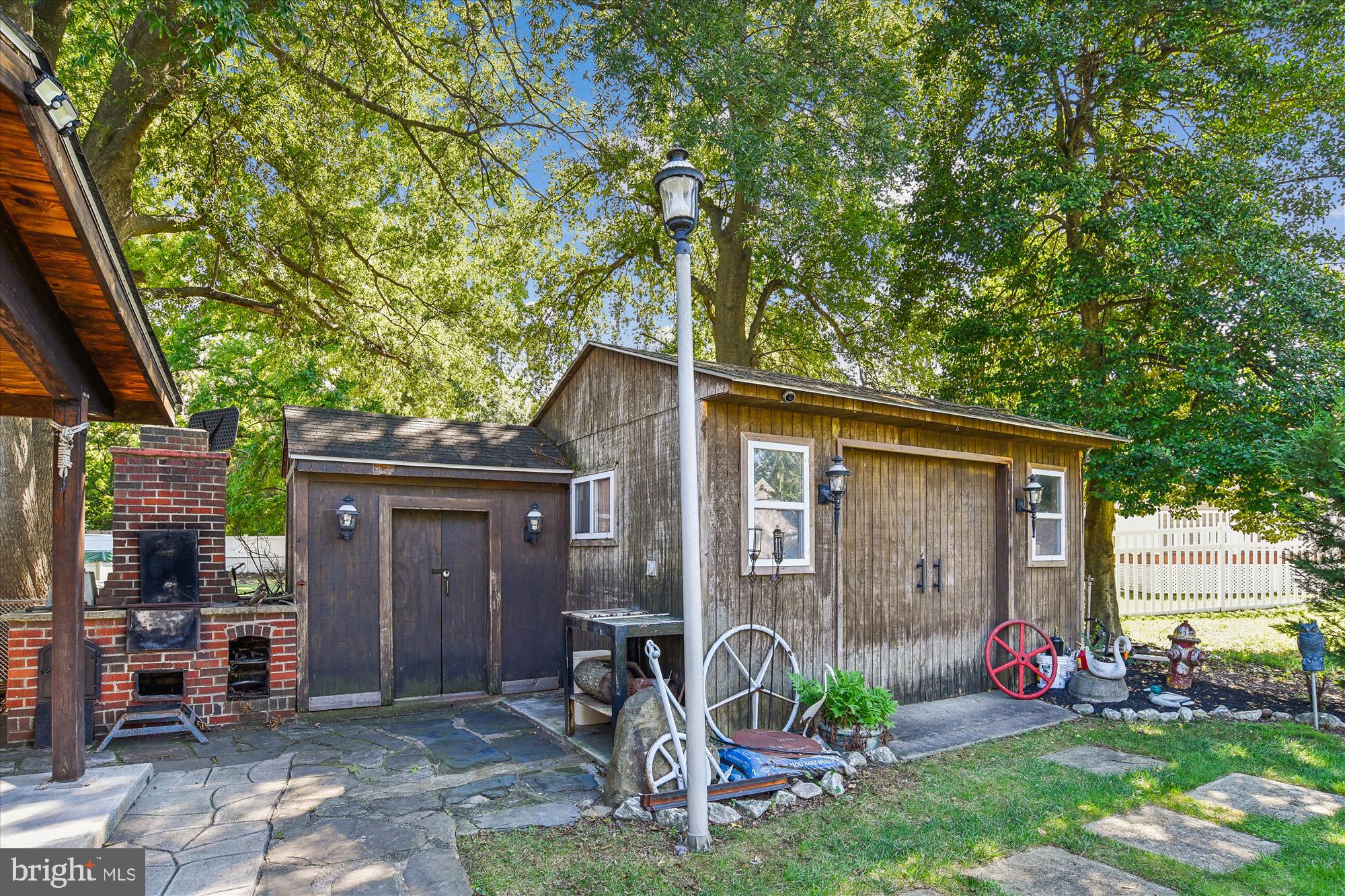 OAKRIDGE - Residential