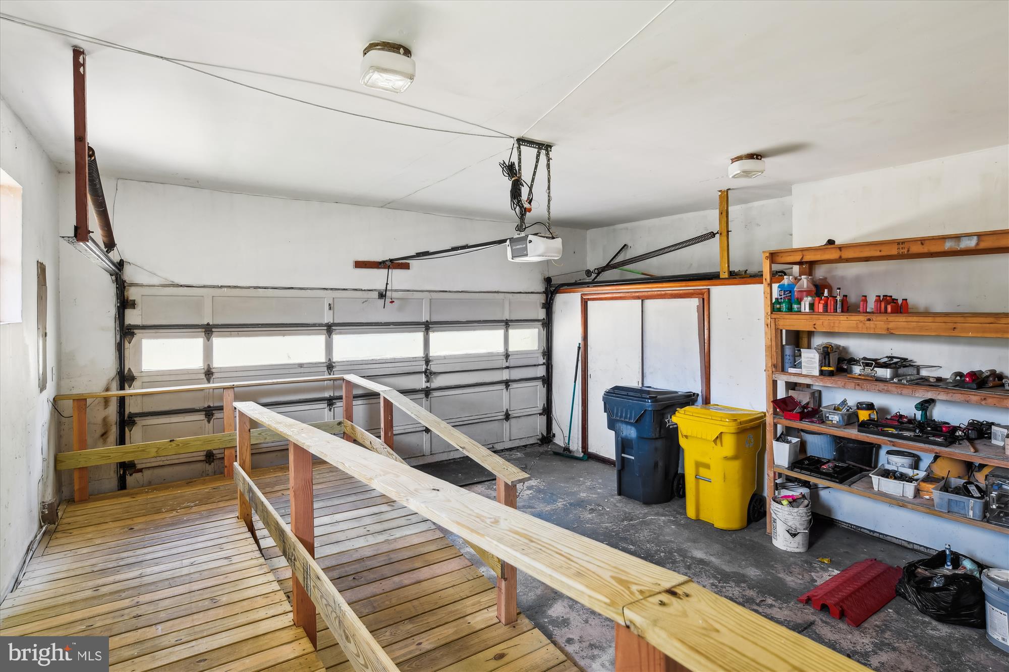 OAKRIDGE - Residential