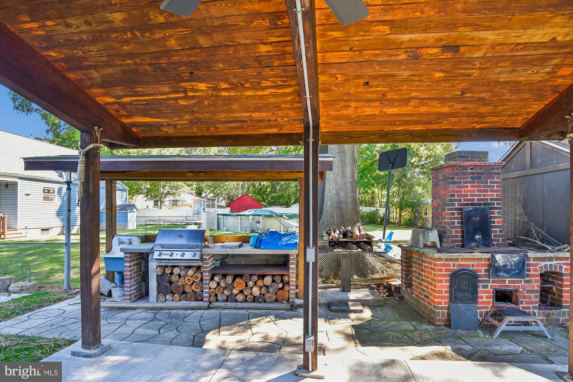 OAKRIDGE - Residential